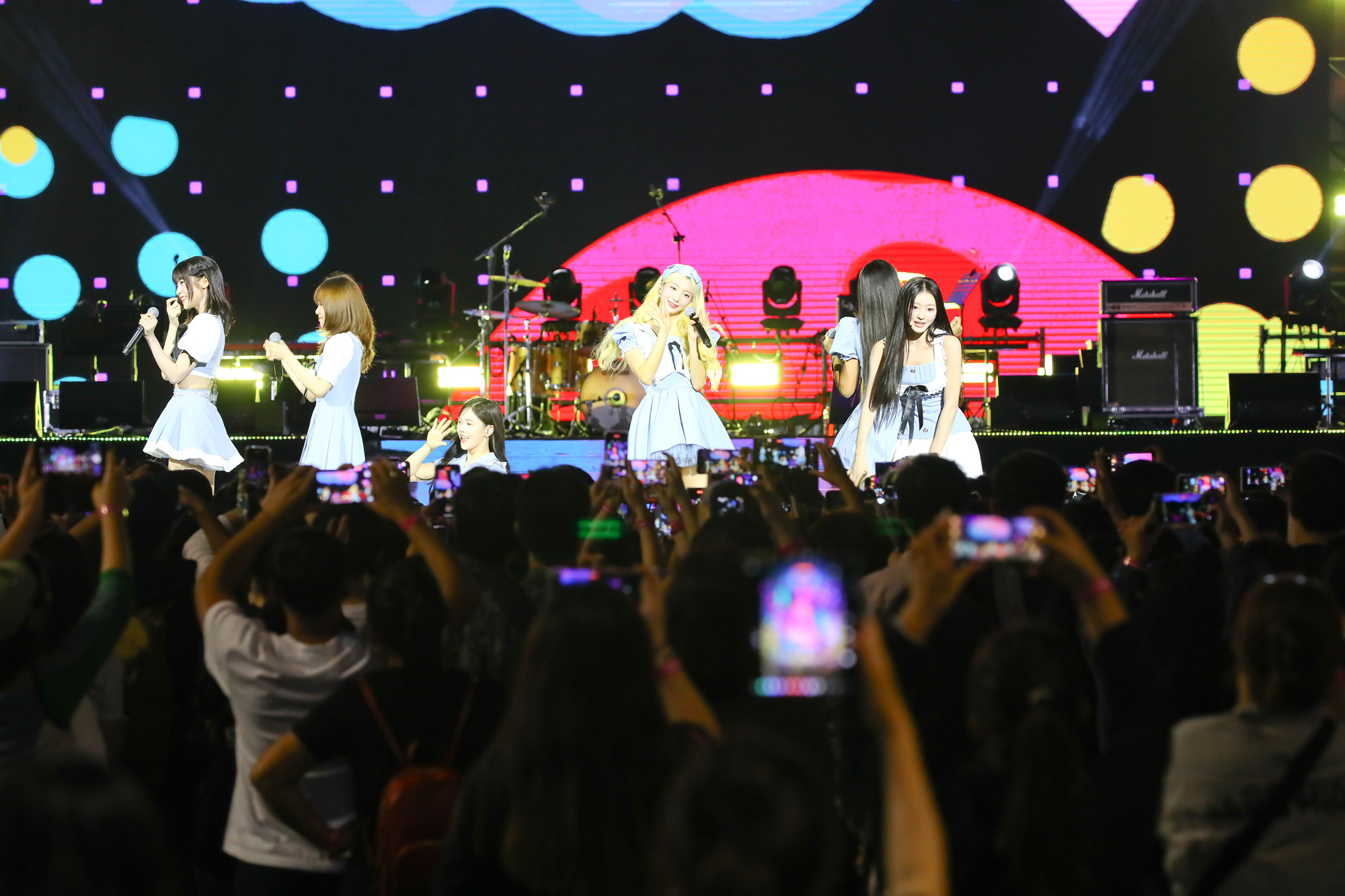 영동대로 K-POP 콘서트 오마이걸