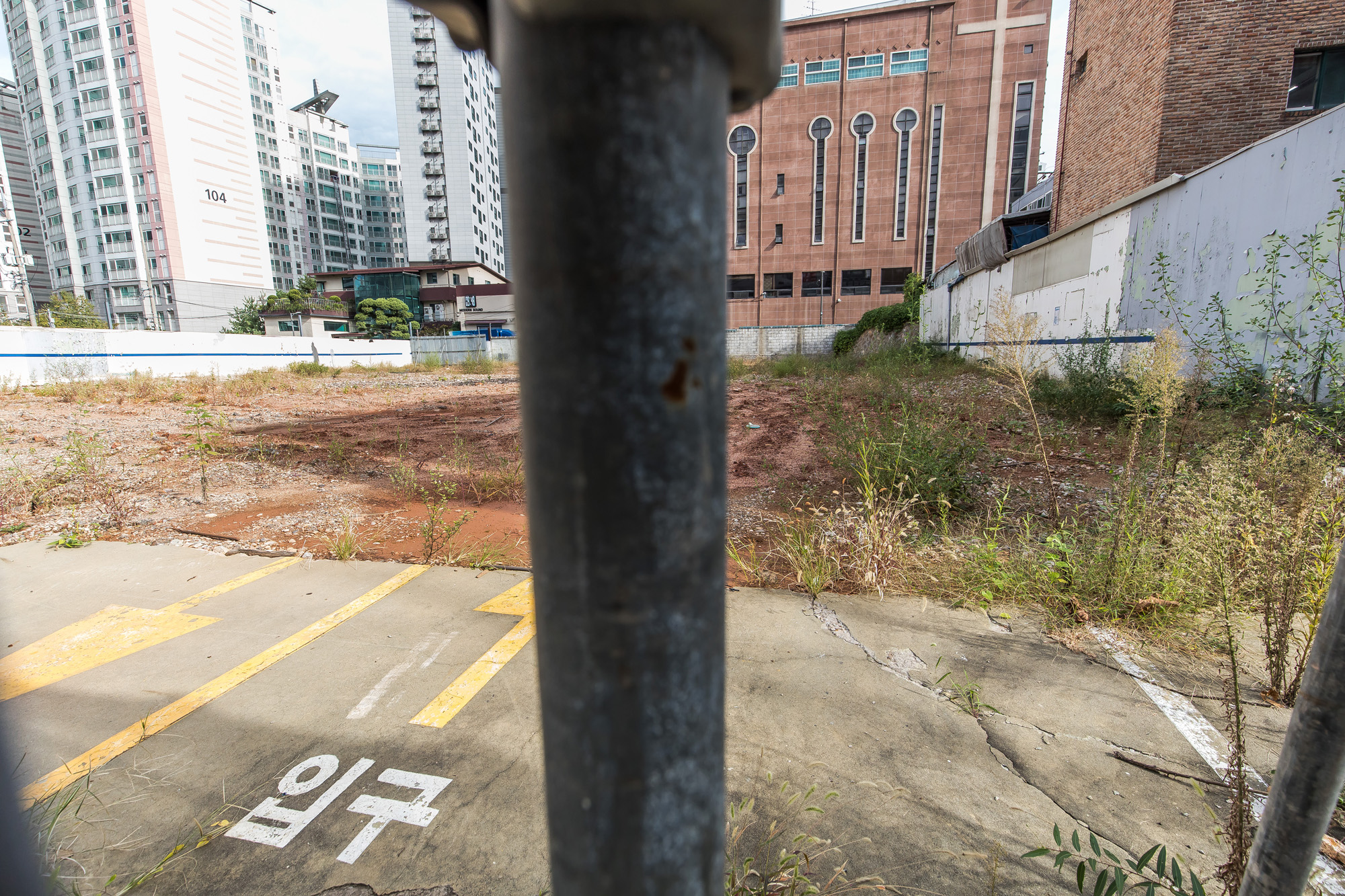 경제;기업;수입차;아우디;바이에른오토;수입차딜러;아우디공식딜러;자동차판매업;바이에른오토소유부동산