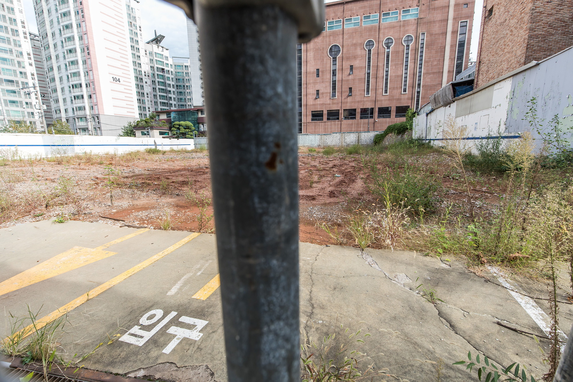 경제;기업;수입차;아우디;바이에른오토;수입차딜러;아우디공식딜러;자동차판매업;바이에른오토소유부동산