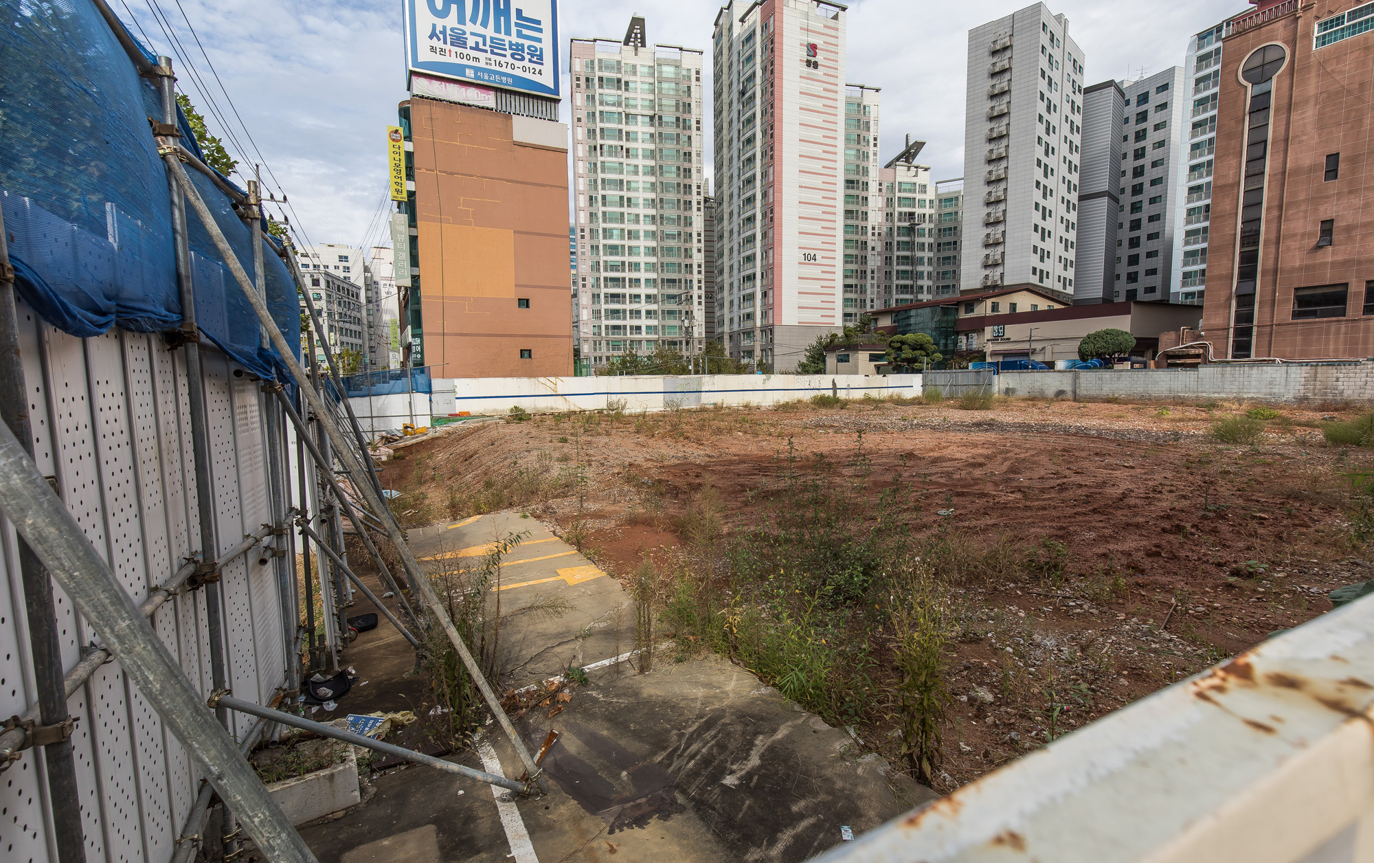 경제;기업;수입차;아우디;바이에른오토;수입차딜러;아우디공식딜러;자동차판매업;바이에른오토소유부동산