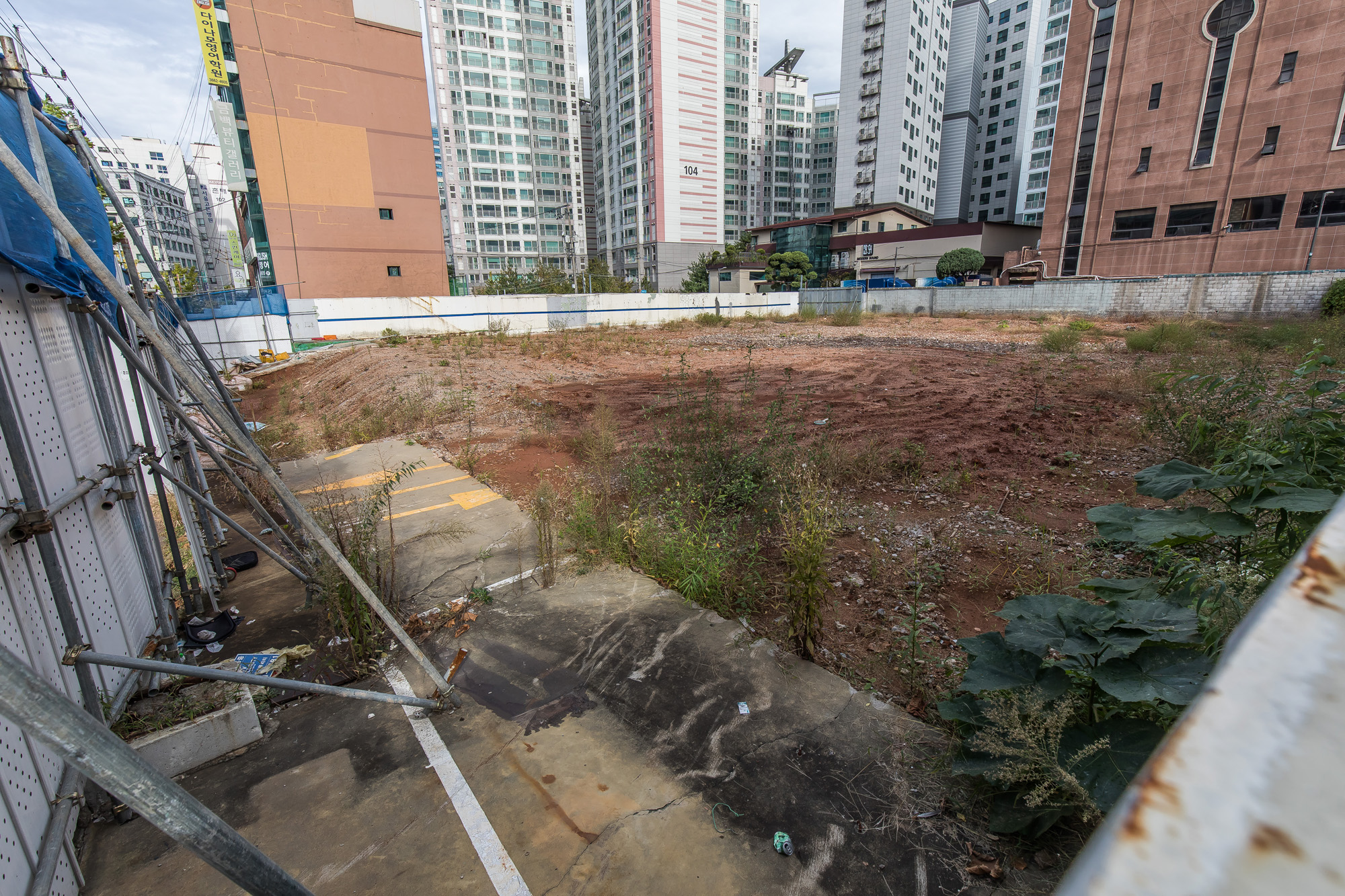 경제;기업;수입차;아우디;바이에른오토;수입차딜러;아우디공식딜러;자동차판매업;바이에른오토소유부동산