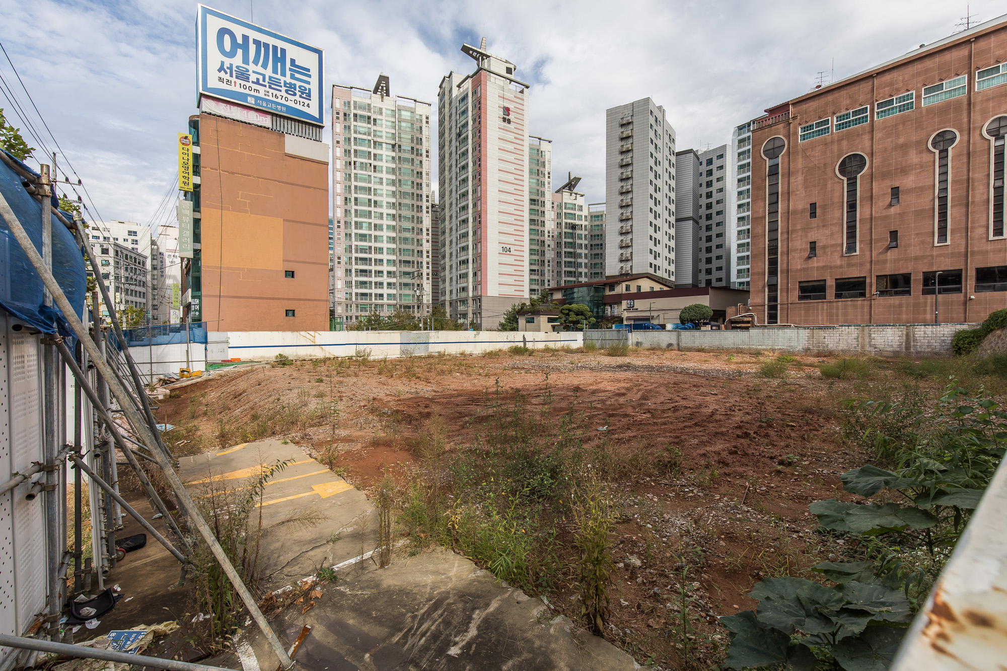 경제;기업;수입차;아우디;바이에른오토;수입차딜러;아우디공식딜러;자동차판매업;바이에른오토소유부동산