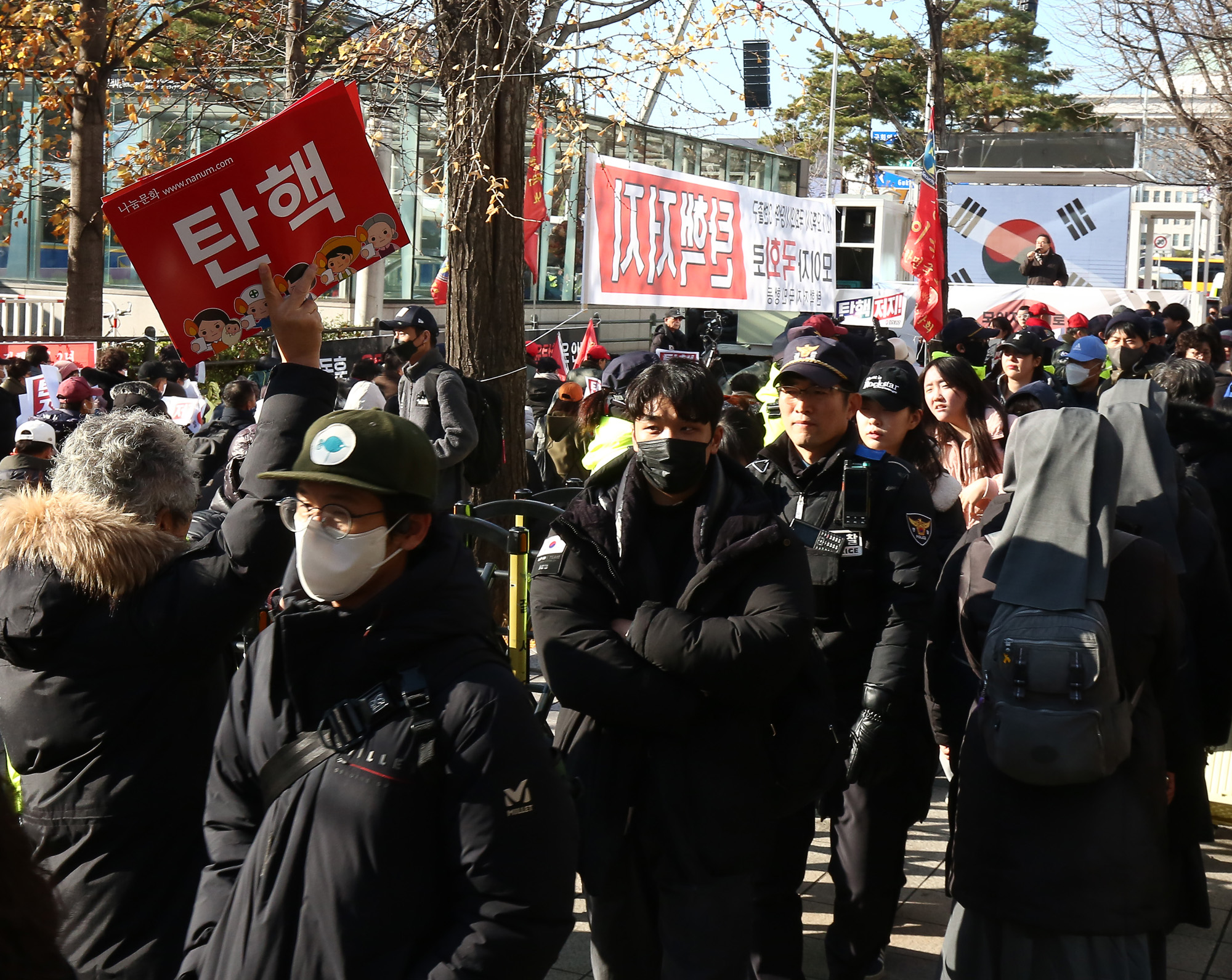 내란죄 윤석열 퇴진;촛불 탄핵 촛불