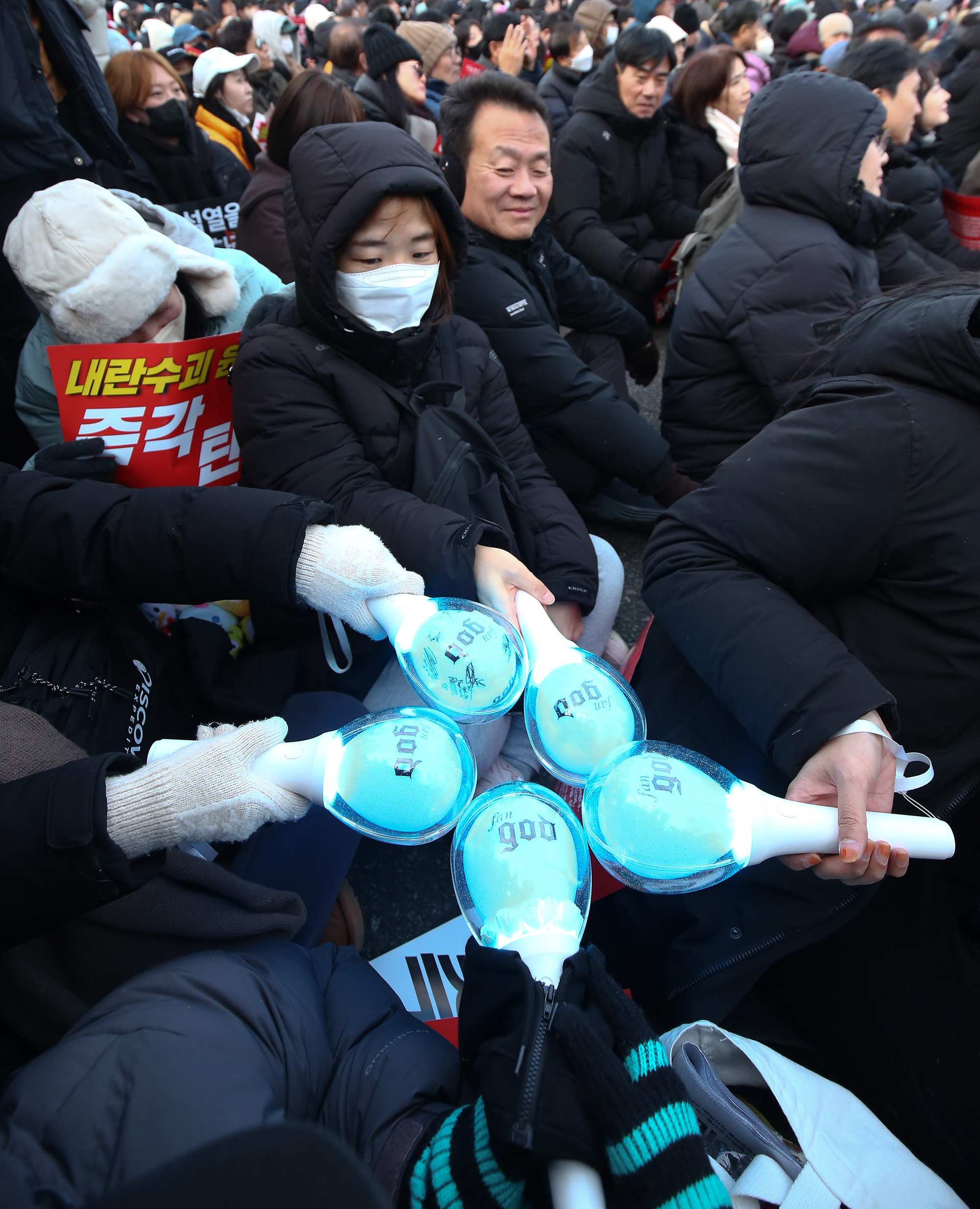 내란죄 윤석열 퇴진;촛불 탄핵 촛불