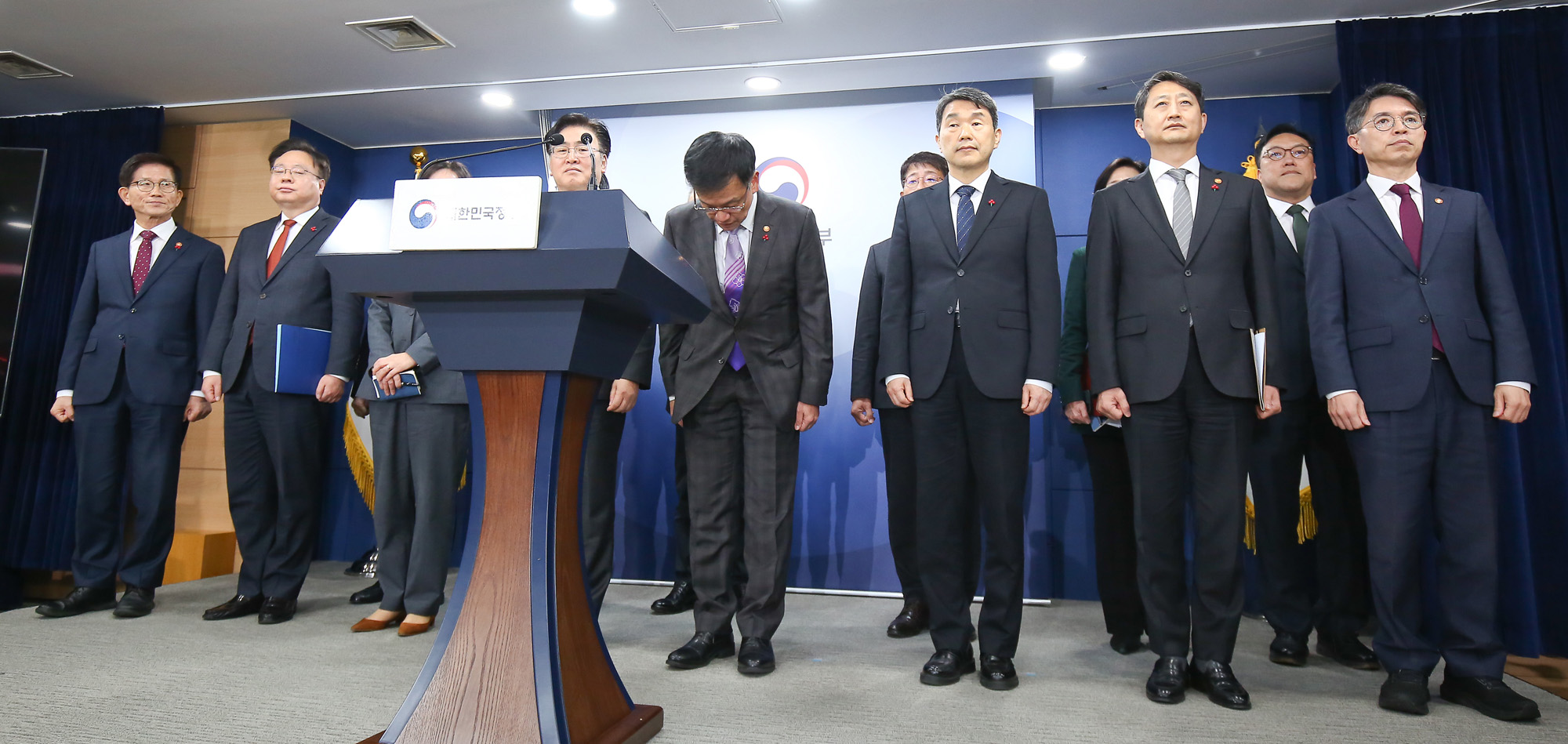 경제 성명문 부총리 정부서울청사 국무위원 최