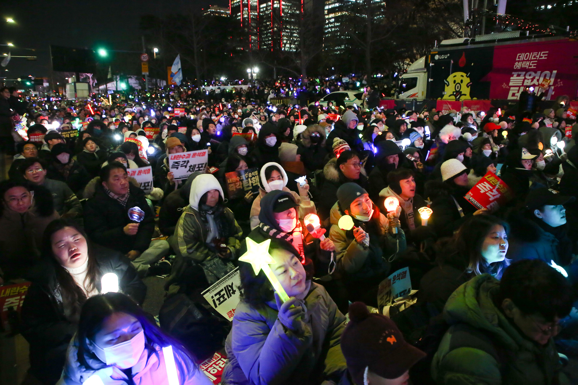 윤석열 탄핵 촛불행동 집회