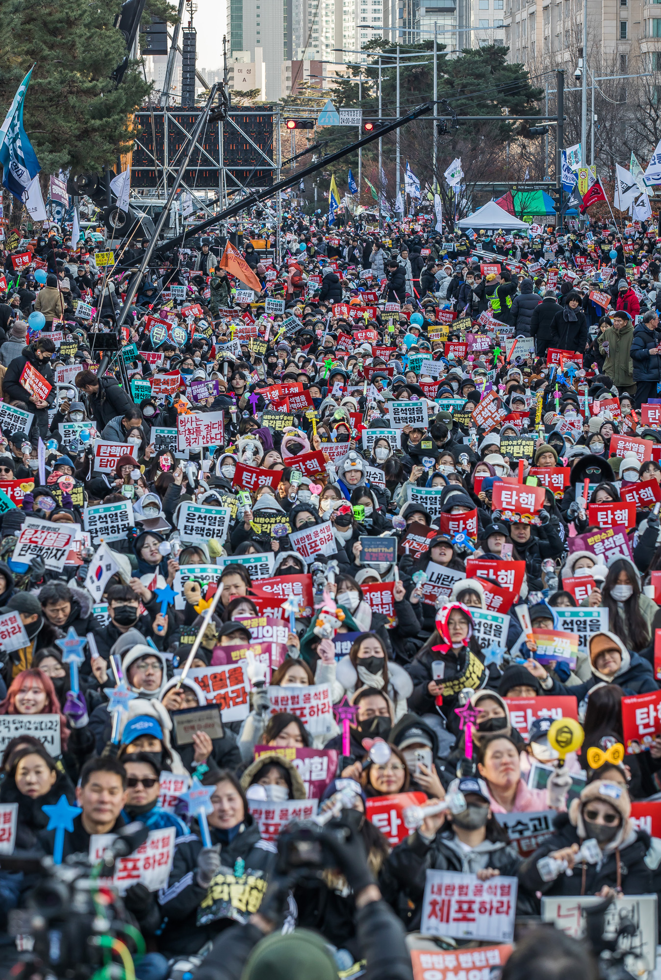 윤석열;대통령;두번째;탄핵소추안;국회표결;여의도;국회앞;촛불집회;탄핵촉구시민집회