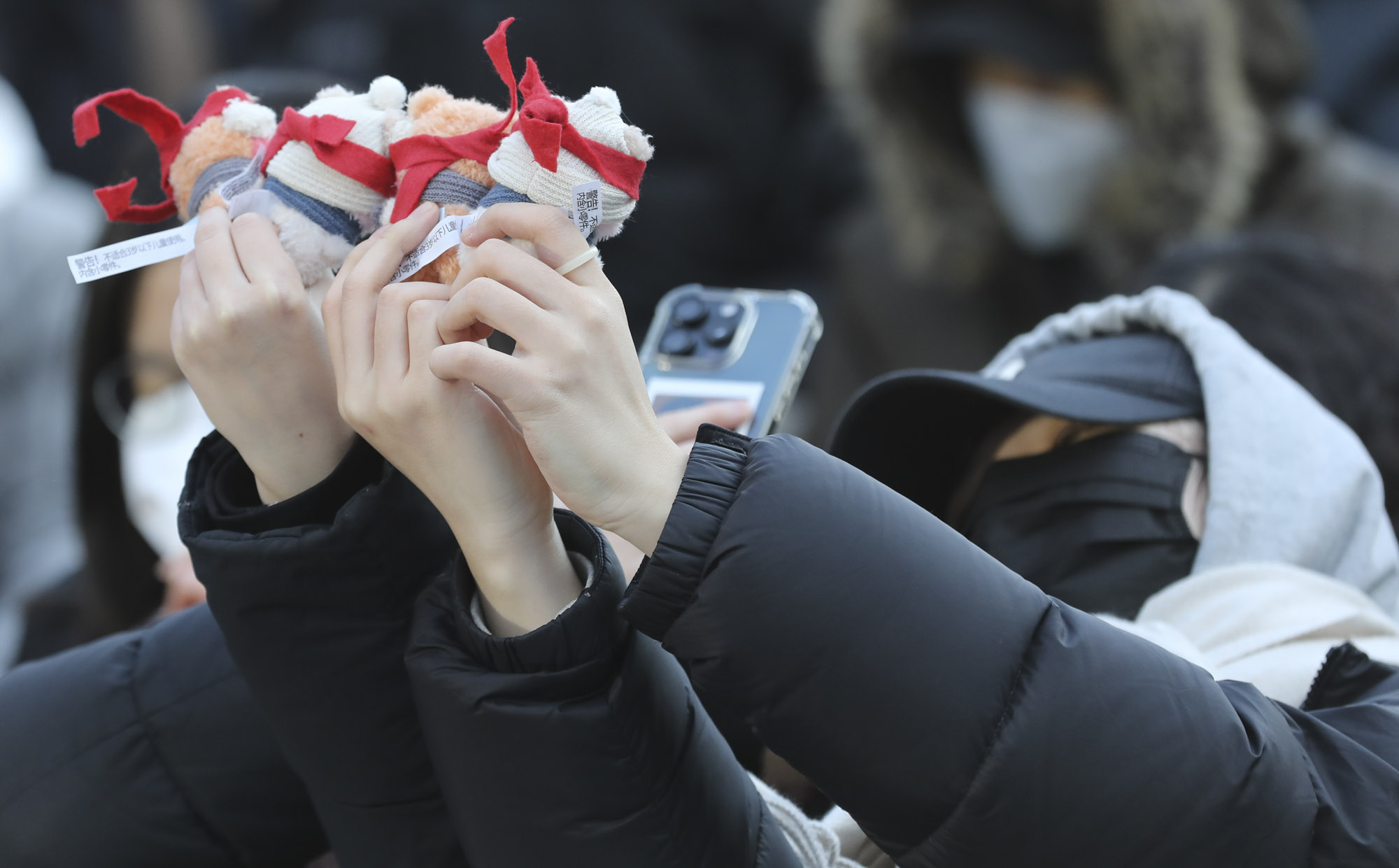 윤석열탄핵;윤석열탄핵집회;윤석열여의도집회;윤석열탄핵가결;여의도응원봉;촛불집회