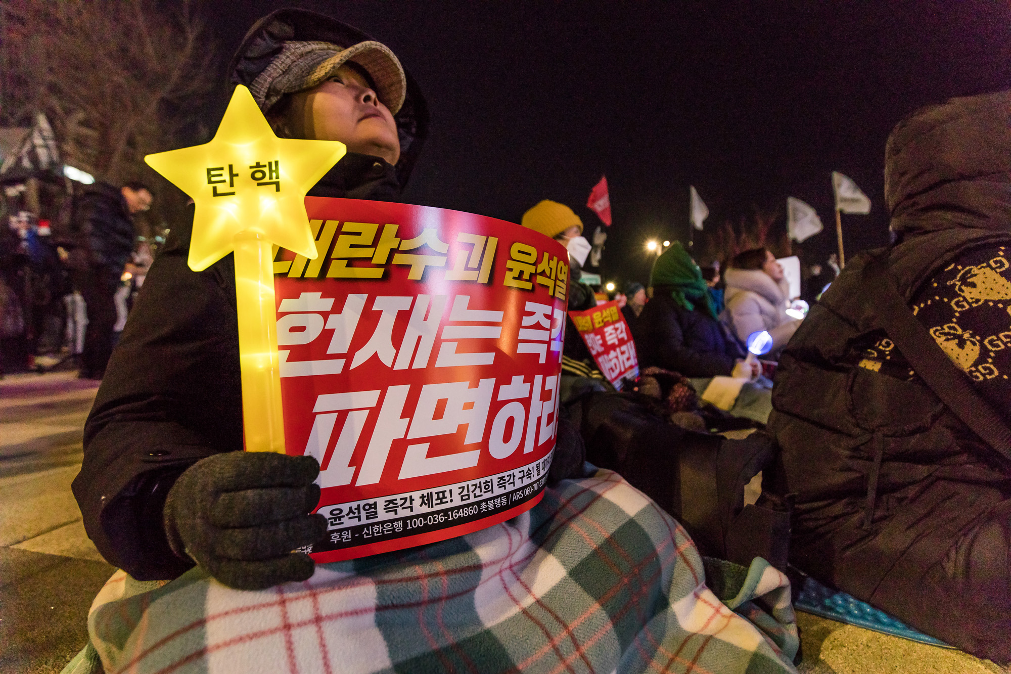 사회;집회;시위;촛불집회;촛불문화제;윤석열대통령파면촉구;윤석열탄핵촉구집회;촛불행동