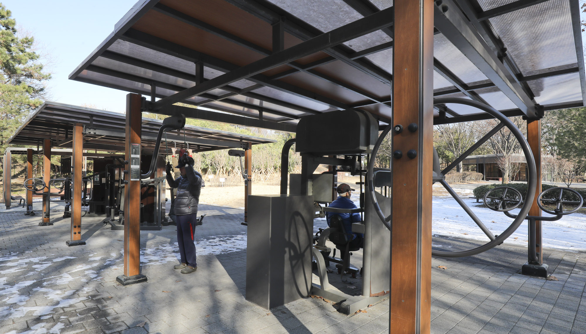 용산가족공원;체육시설;노인운동