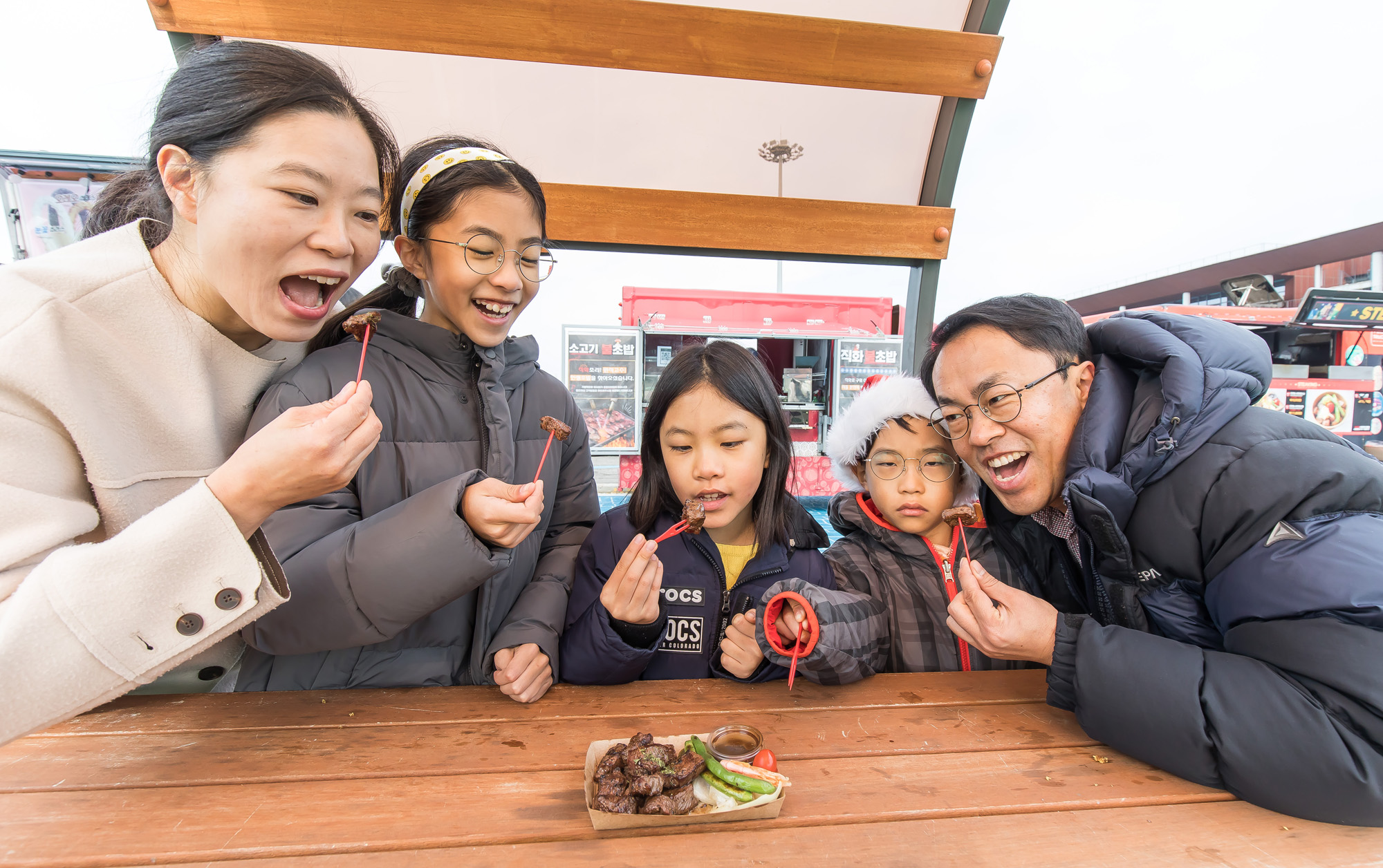 사회;세태;저출산;저출산율반등;다둥이가족;김준수씨가족;다자녀가족
