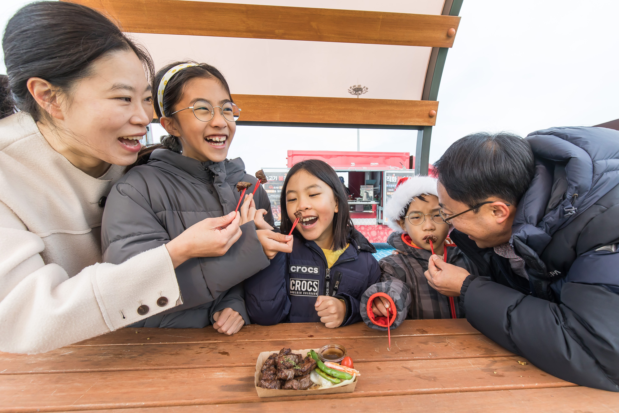 사회;세태;저출산;저출산율반등;다둥이가족;김준수씨가족;다자녀가족