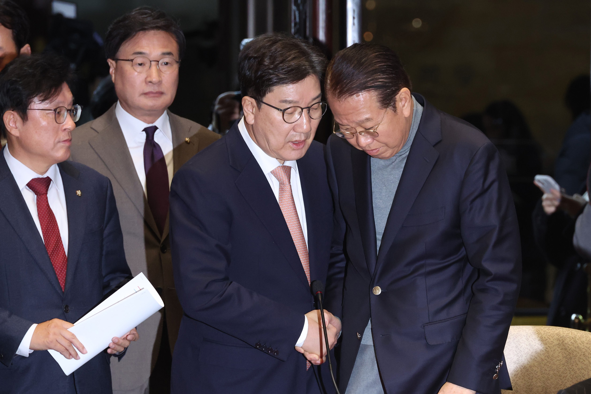 정치;국회;권영세;권성동
