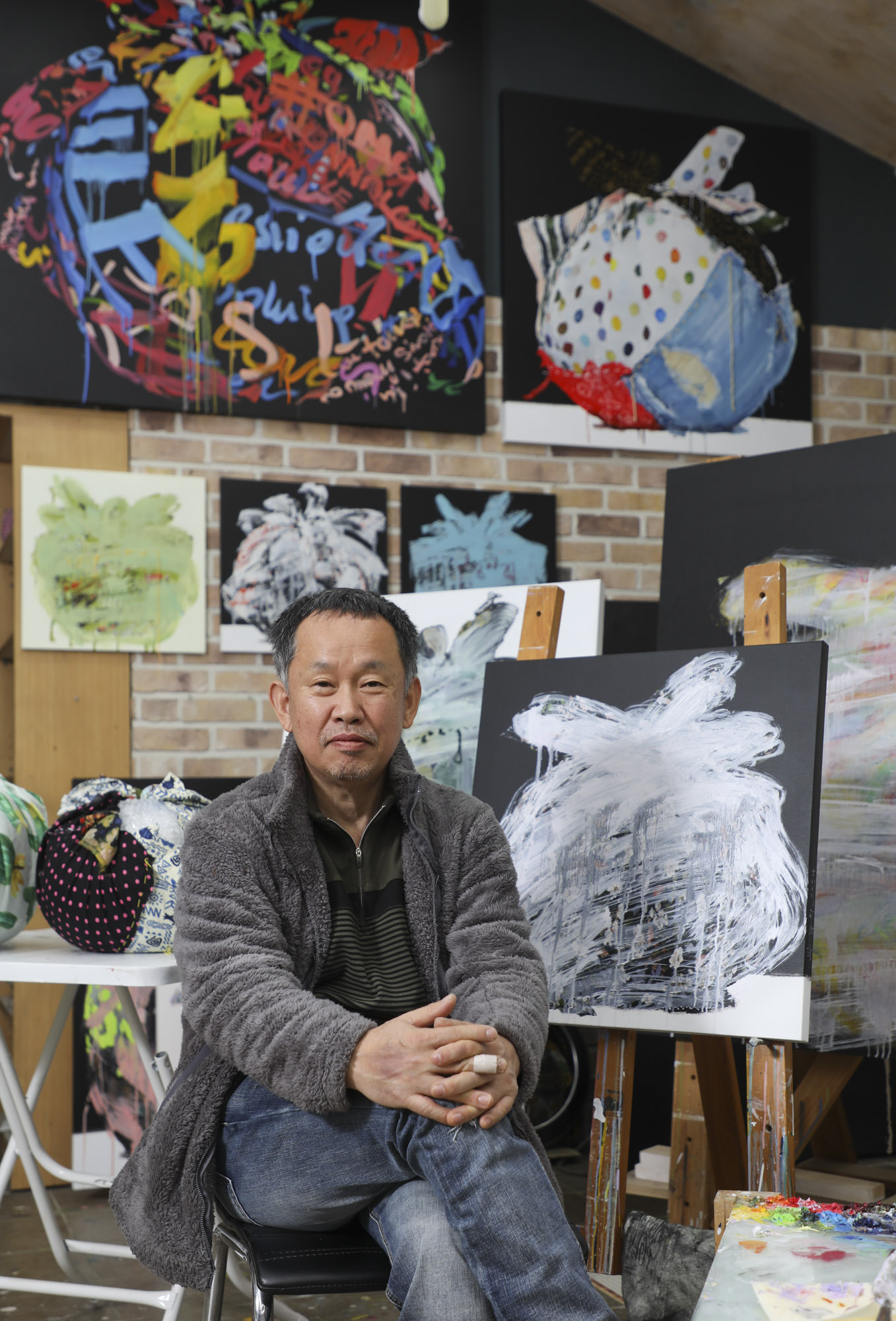 박용일;박용일작가;화가;화실;작업실;그림;화가의방