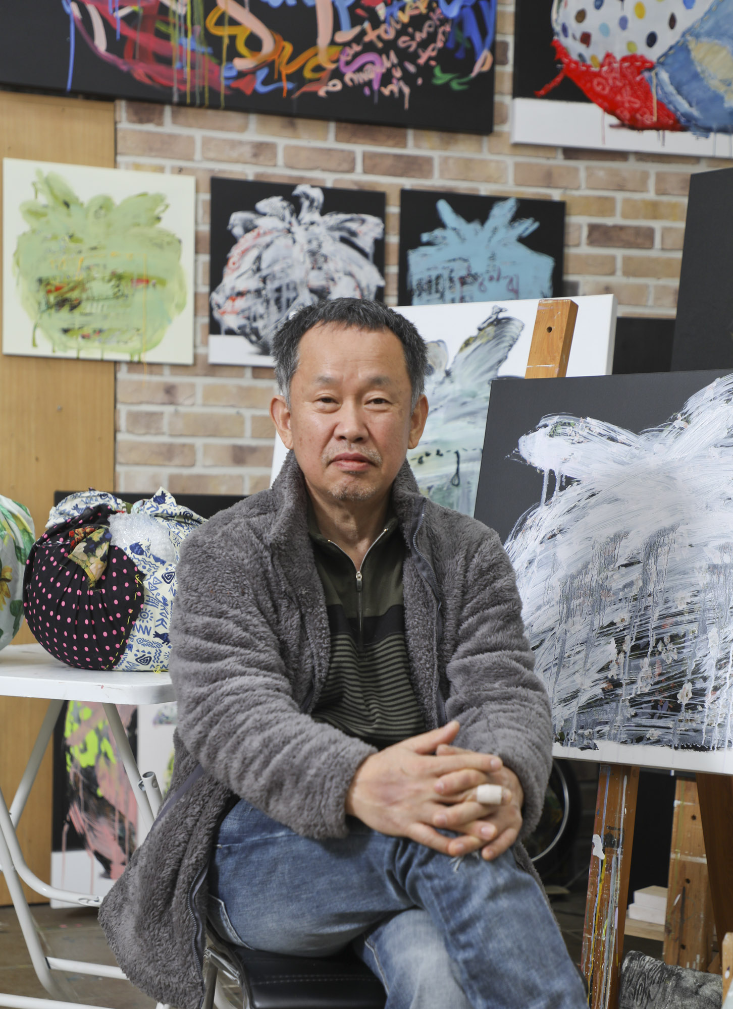 박용일;박용일작가;화가;화실;작업실;그림;화가의방