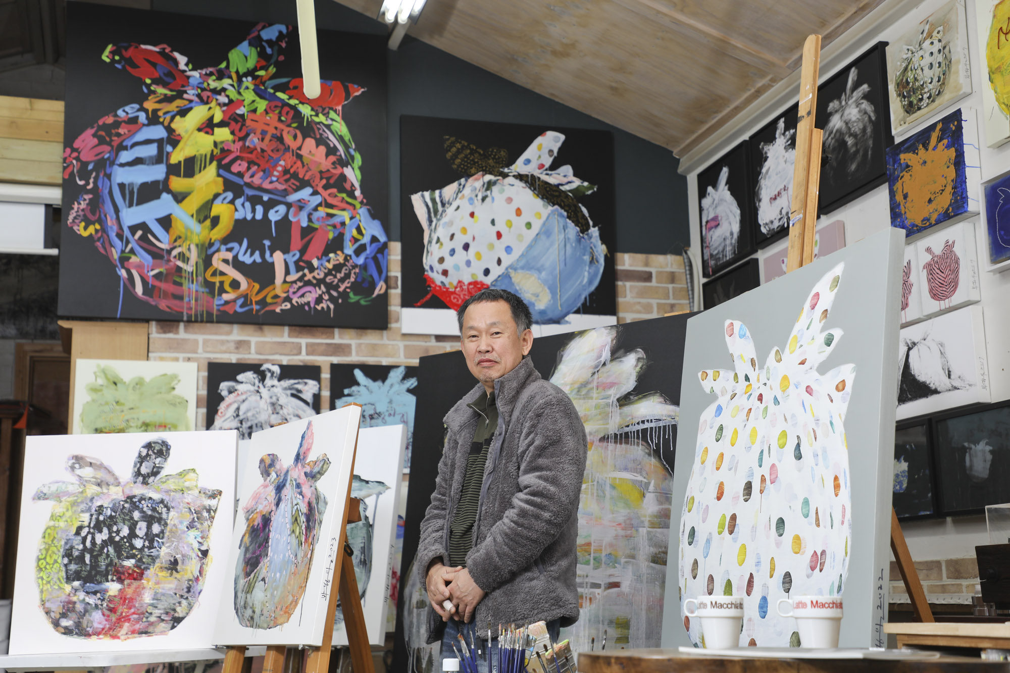 박용일;박용일작가;화가;화실;작업실;그림;화가의방