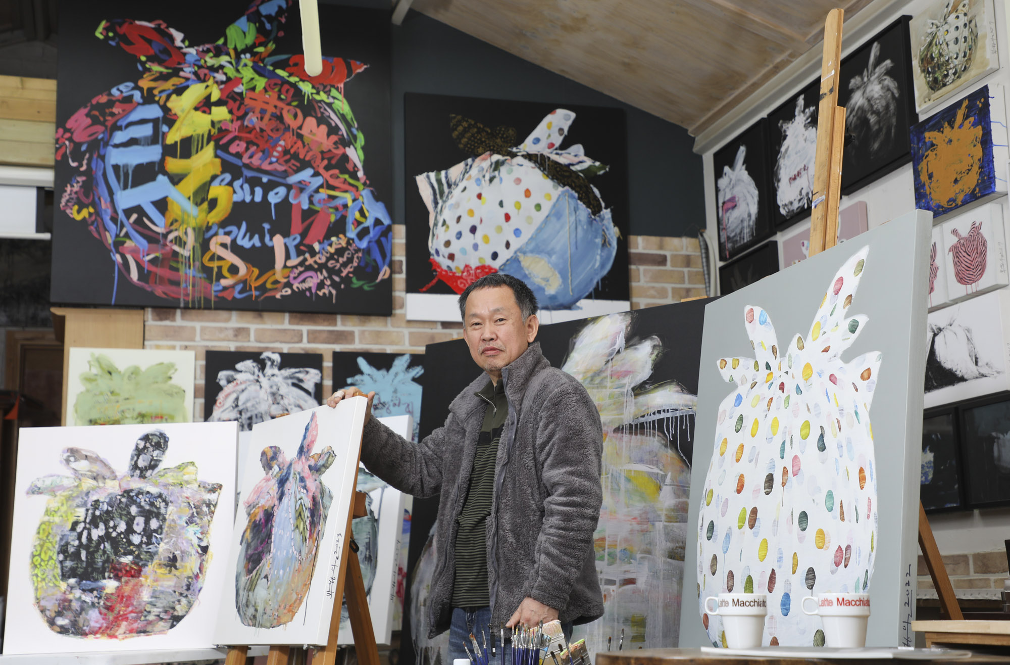 박용일;박용일작가;화가;화실;작업실;그림;화가의방