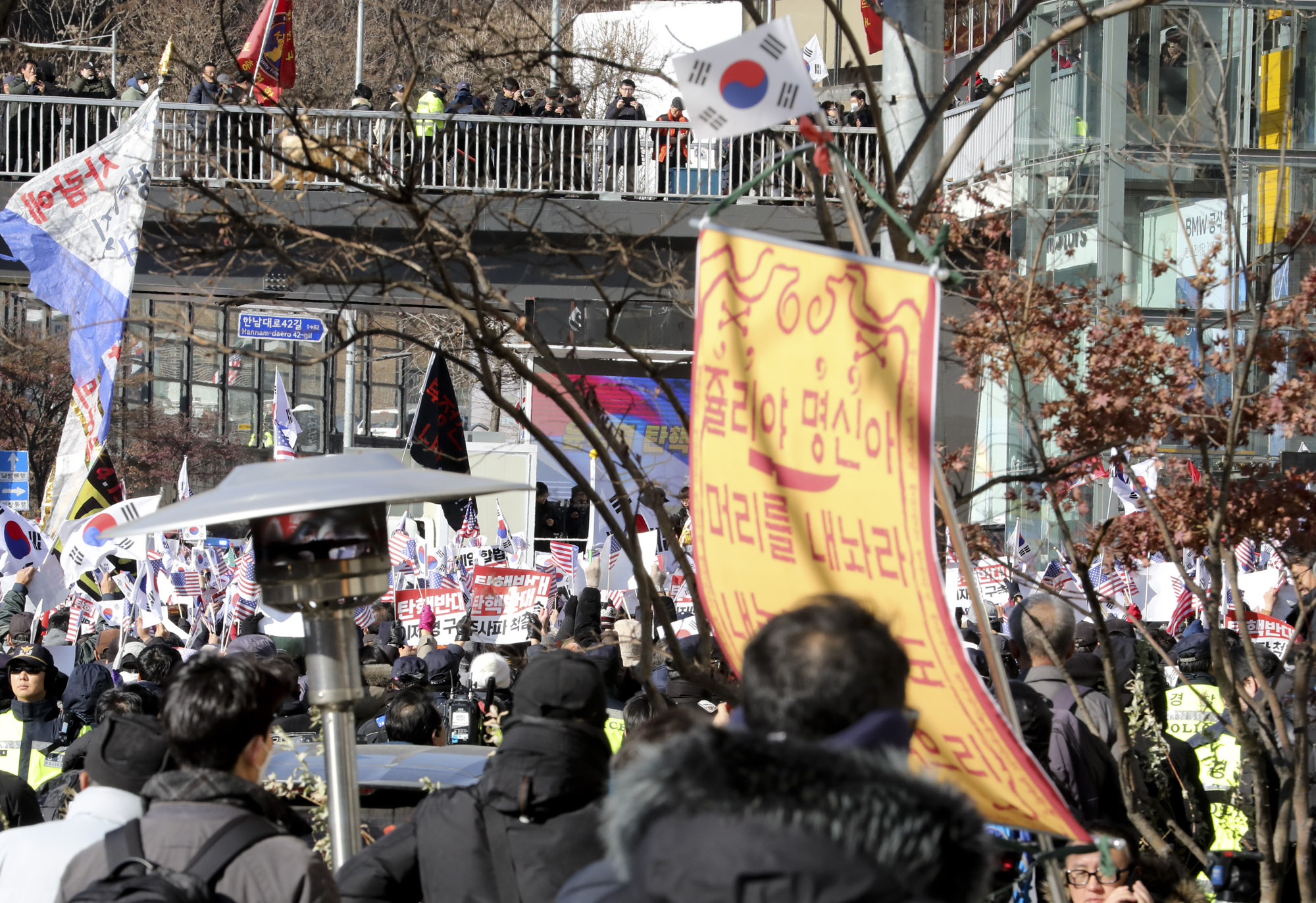 윤석열체포영장;윤석열관저;윤석열한남동;대통령관저;윤석열내란체포;윤석열집회;윤석열지지자