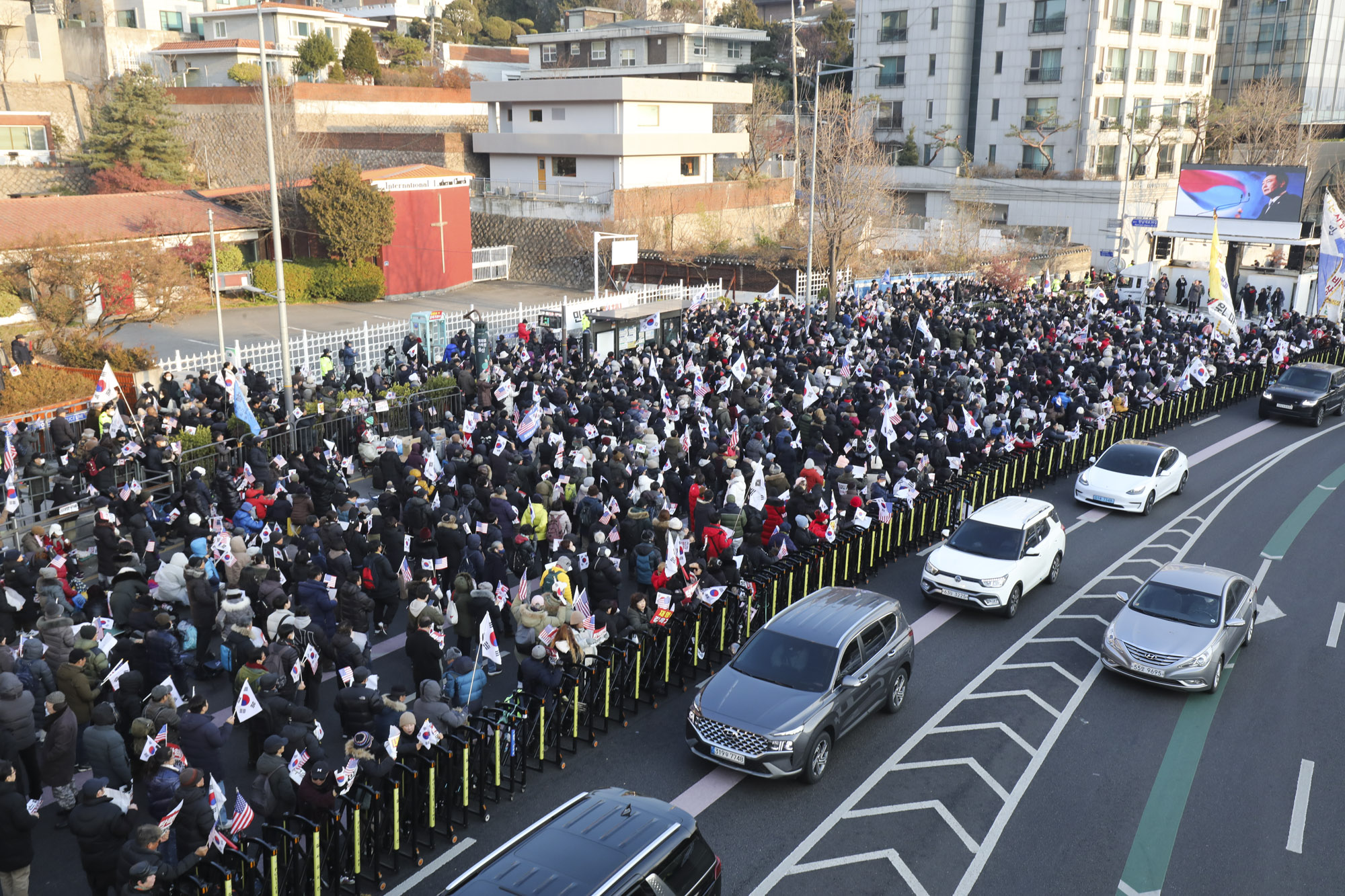 대통령관저;보수집회;대통령탄핵반대;윤석열탄핵반대집회;한남동집회