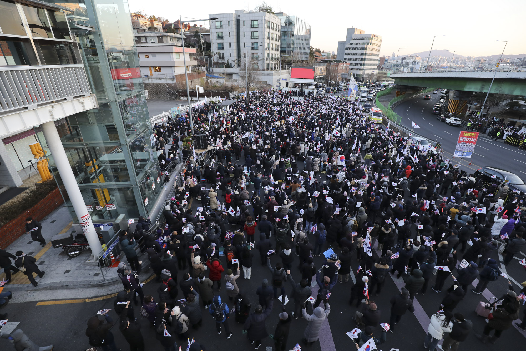 윤석열;윤석열지지자;대통령탄핵;한남동관저