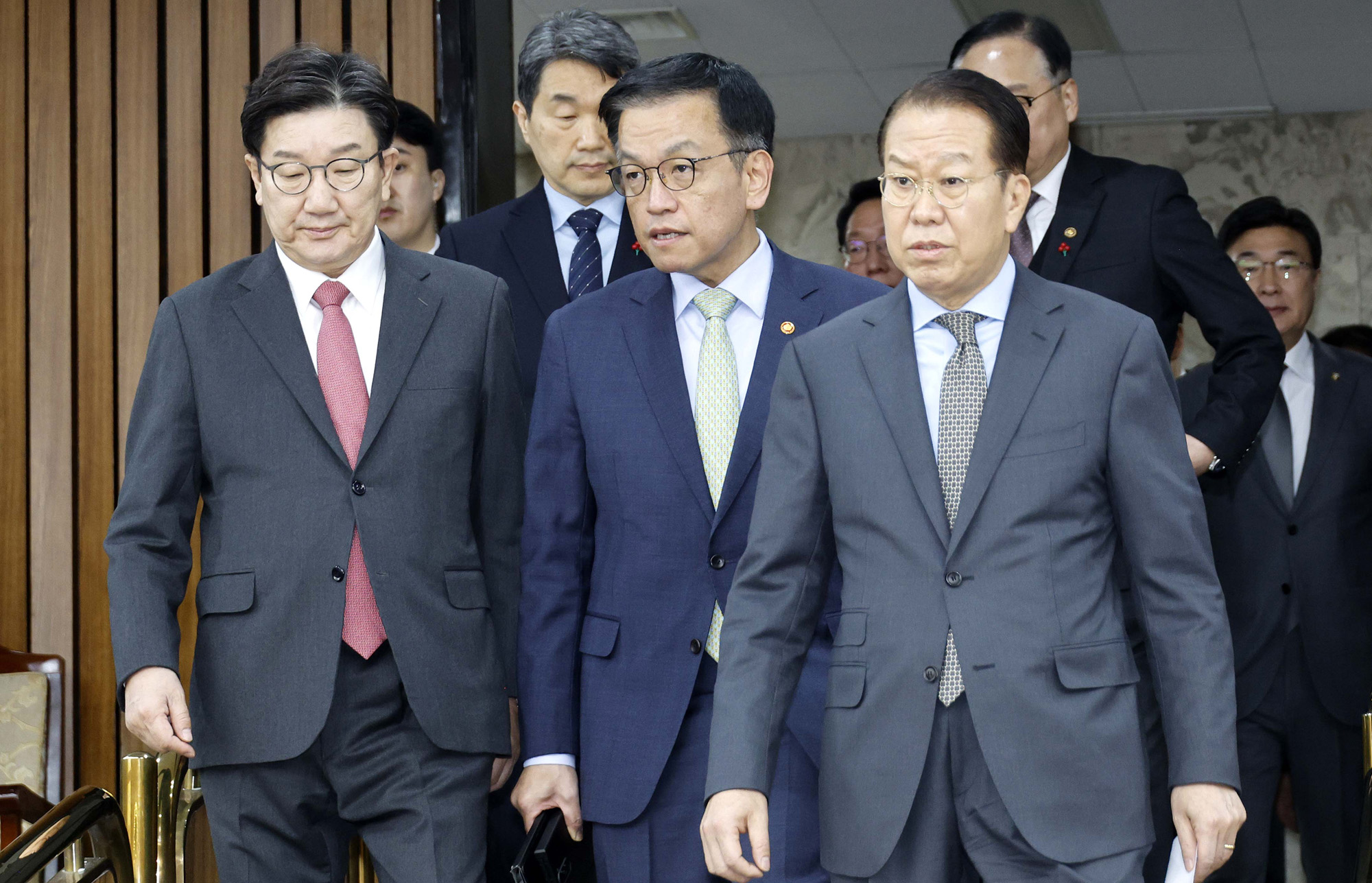 정치;국회;고위당정협의회;최상목;권영세;권성동;비상경제안정고위당정협의회;경제고위당정;대통령권한대행