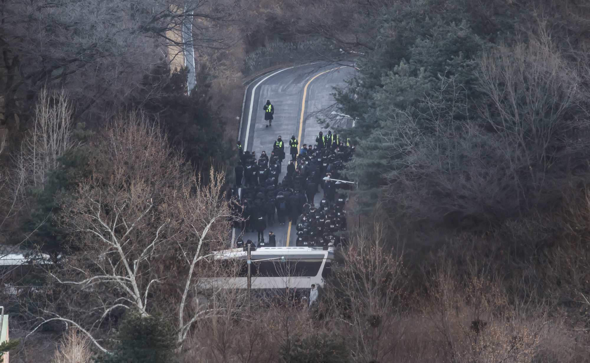 사회;사건사고;12.3계엄사태;내란수괴;윤석열;윤석열대통령관저;한남동대통령관저;한남동관저스케치;윤석열체포영장재발부;윤석열대통령체포;윤대통령체포