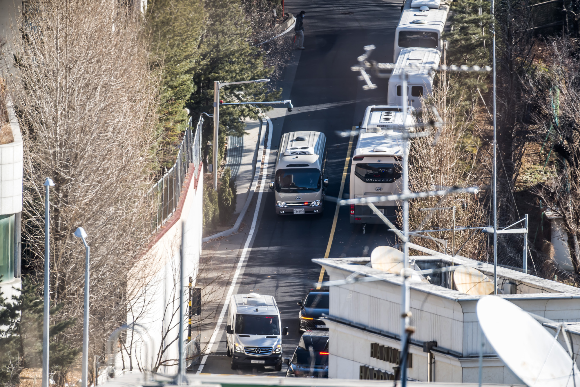 사회;사건사고;12.3계엄사태;내란수괴;윤석열;윤석열대통령관저;한남동대통령관저;한남동관저스케치;윤석열체포영장재발부;윤석열대통령체포;윤대통령체포