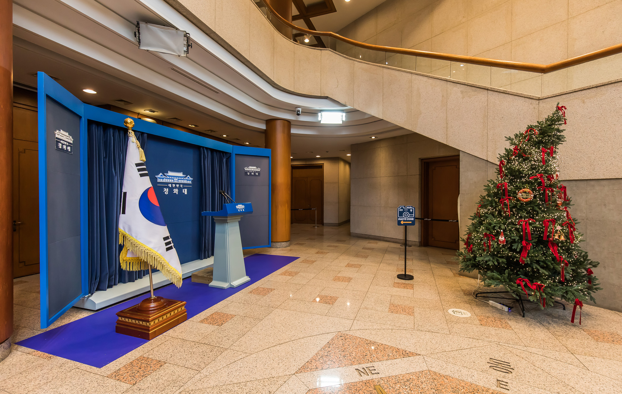 정치;사회;청와대;청와대관광객;청와대대통령복귀;차기대통령청와대;청와대관광