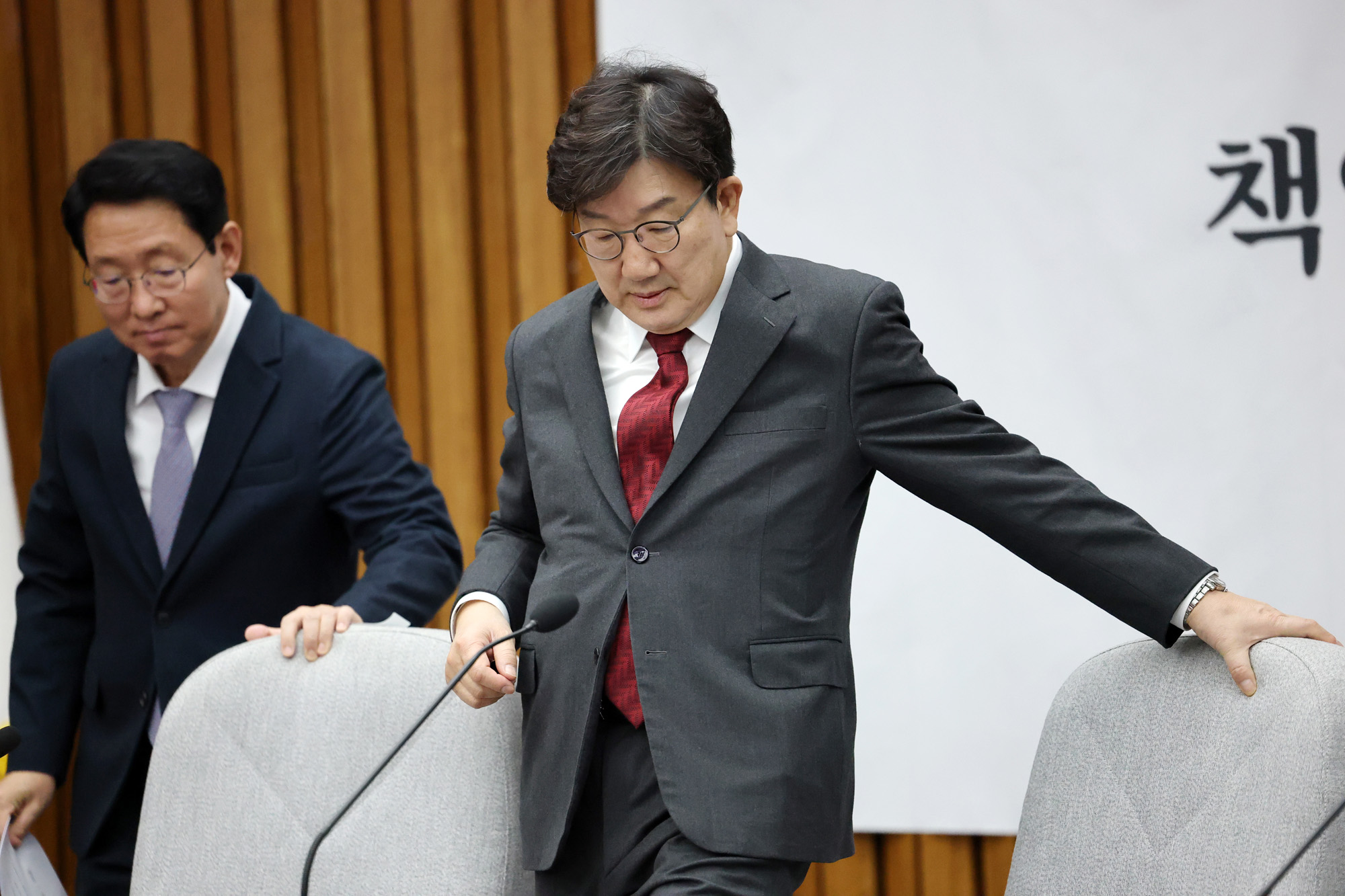 정치;국회;국민의힘 원내대책회의;권성동