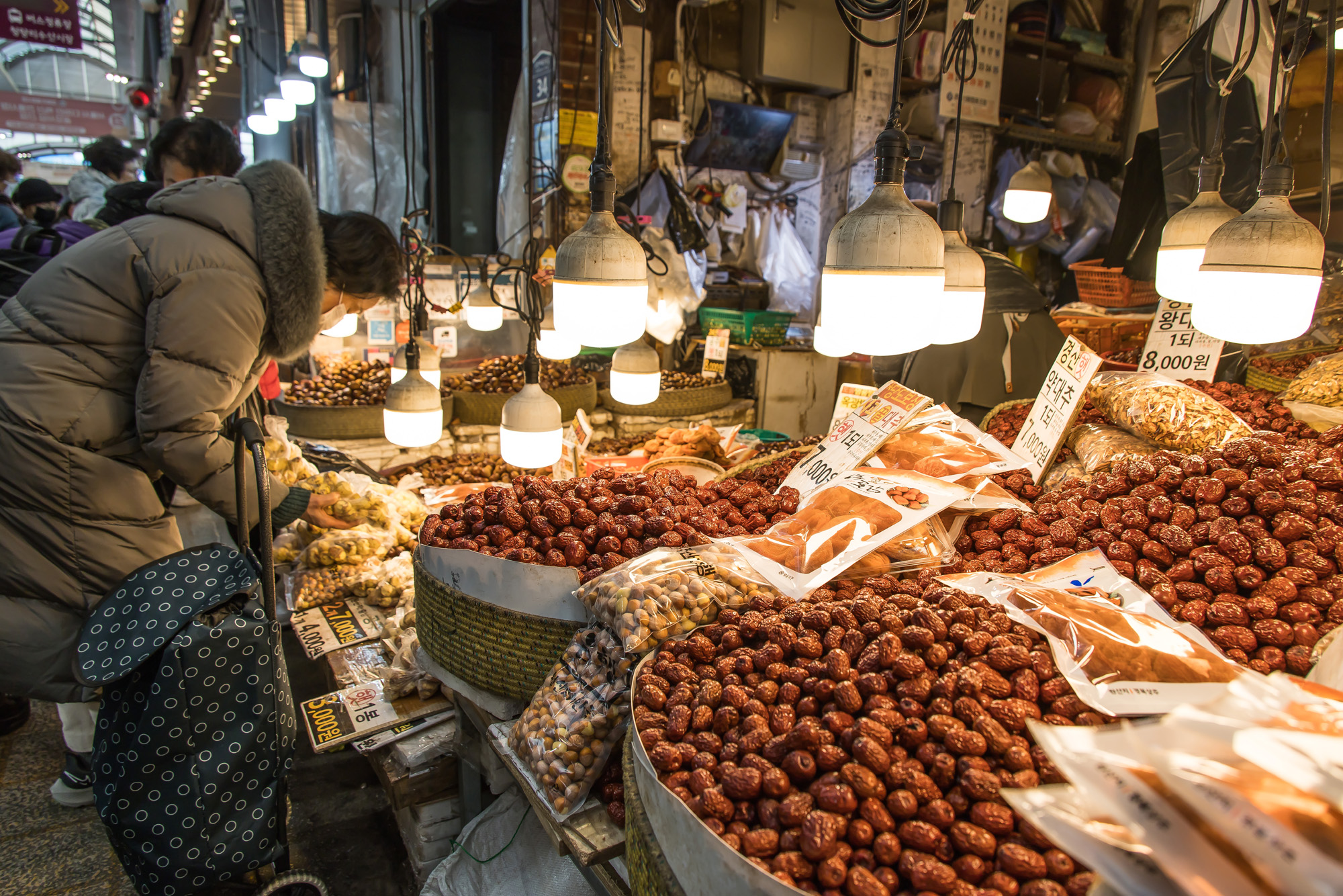사회;세태;경제;설연휴;설날;구정;설명절장보기;설제수용품;경동시장;재래시장;재래시장명절장보기