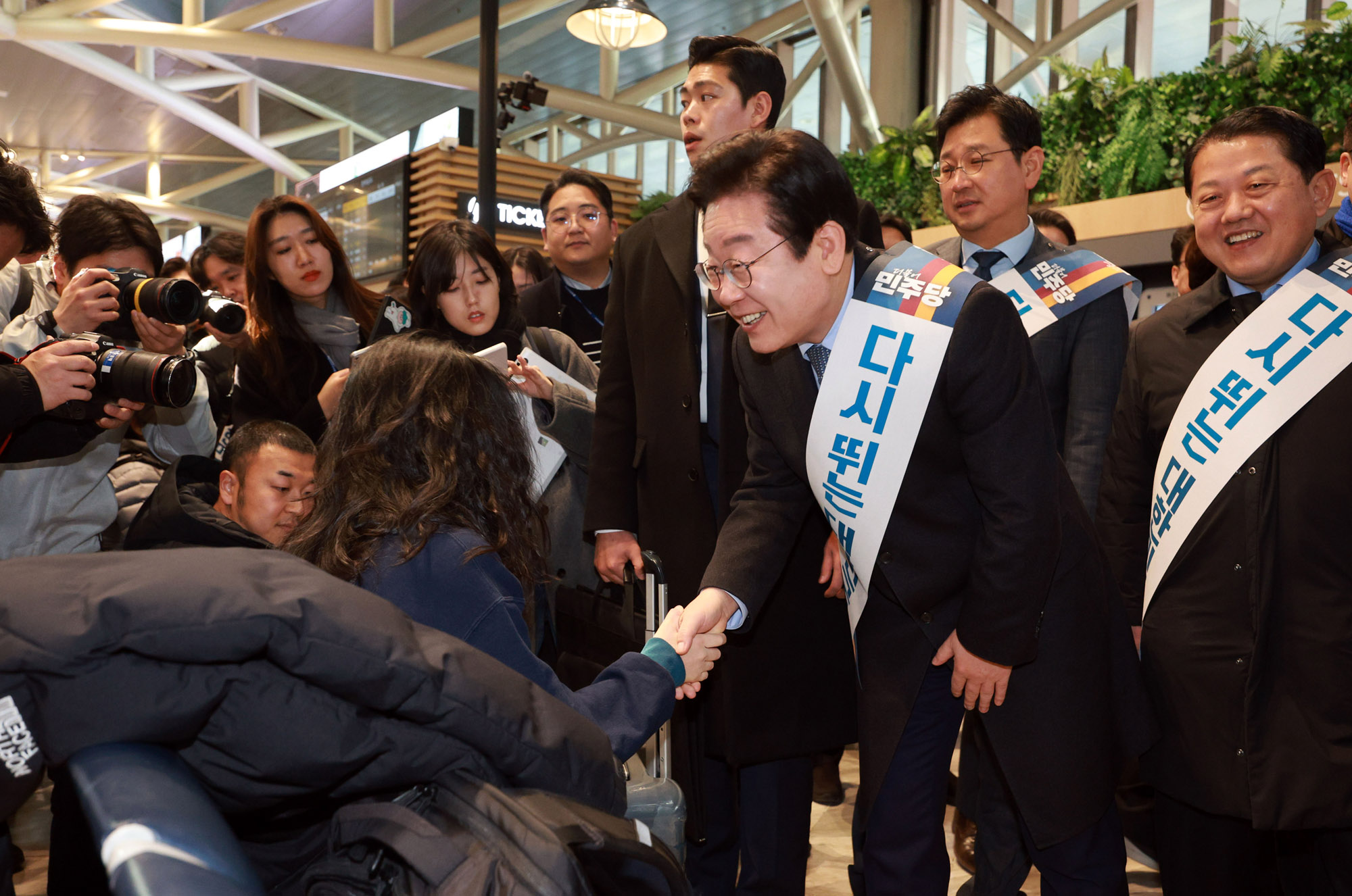 설명절;더불어민주당명절;이재명설인사;이재명고속버스터미널;이재명호남선;더불어민주당귀성길인사