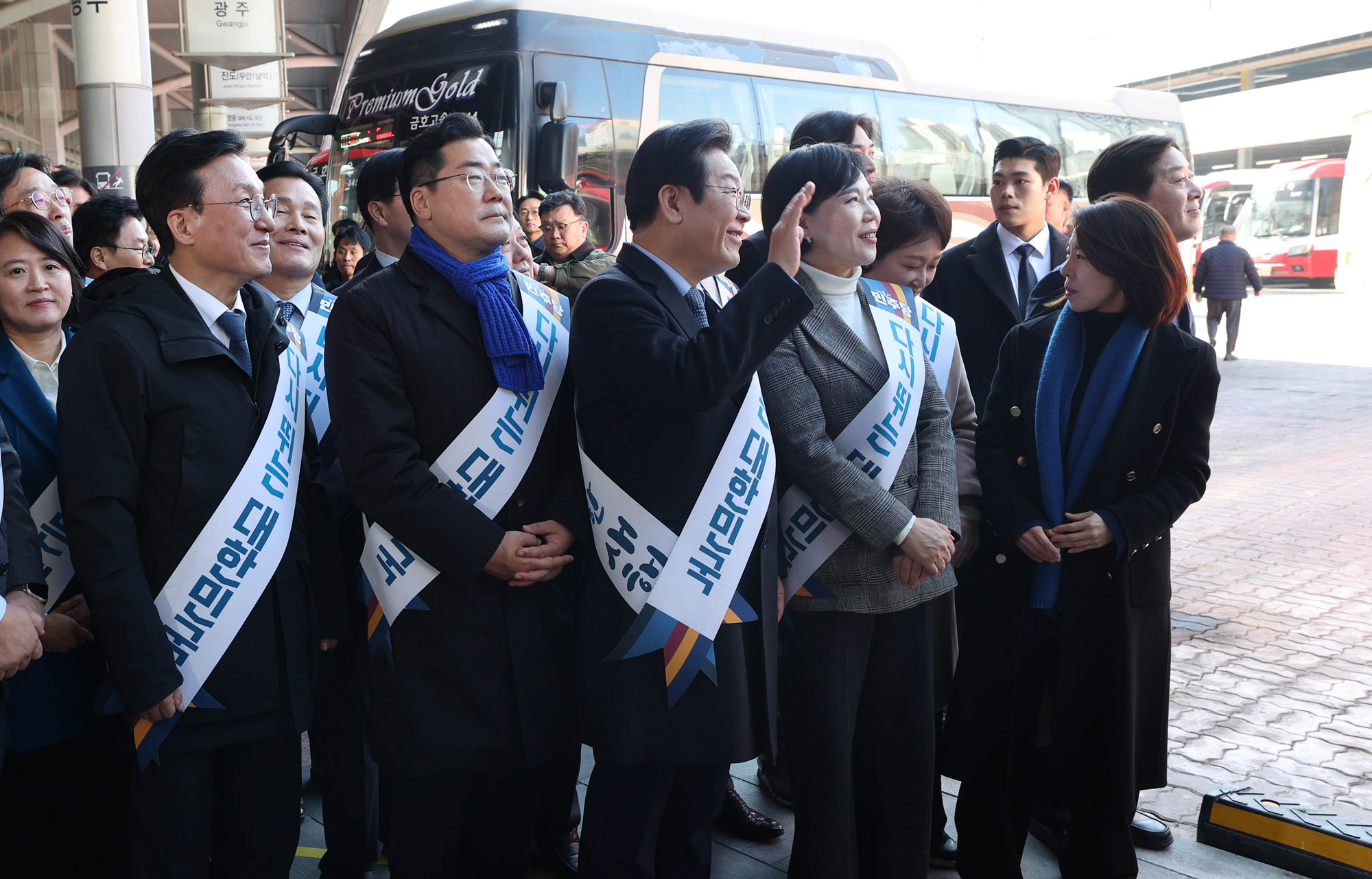 설명절;더불어민주당명절;이재명설인사;이재명고속버스터미널;이재명호남선;더불어민주당귀성길인사