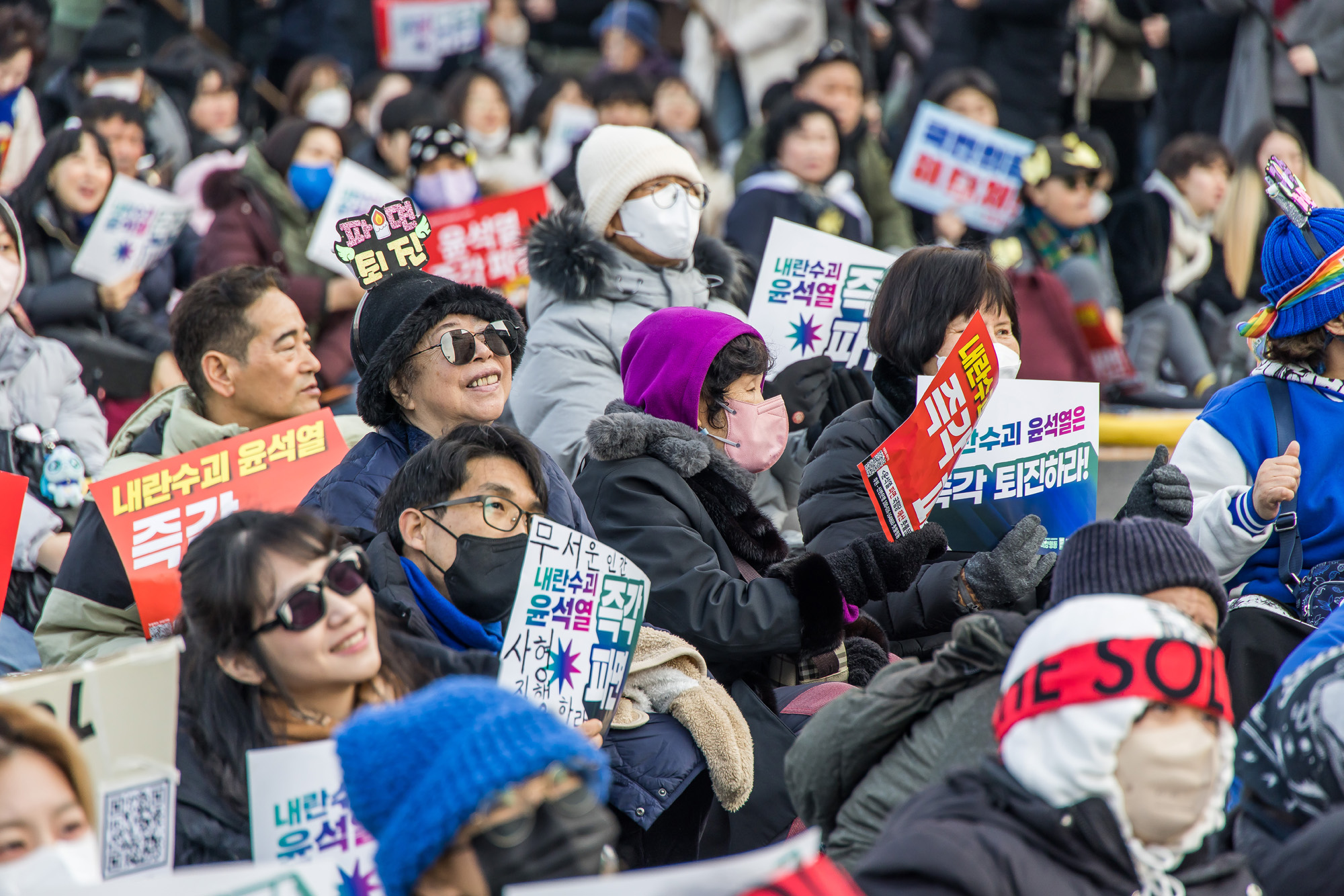 집회;시위;윤석열대통령탄핵촉구집회;윤석열즉각퇴진사회대개혁비상행동;촛불행동;윤대통령탄핵촉구집회;윤석열대통령탄핵찬성집회