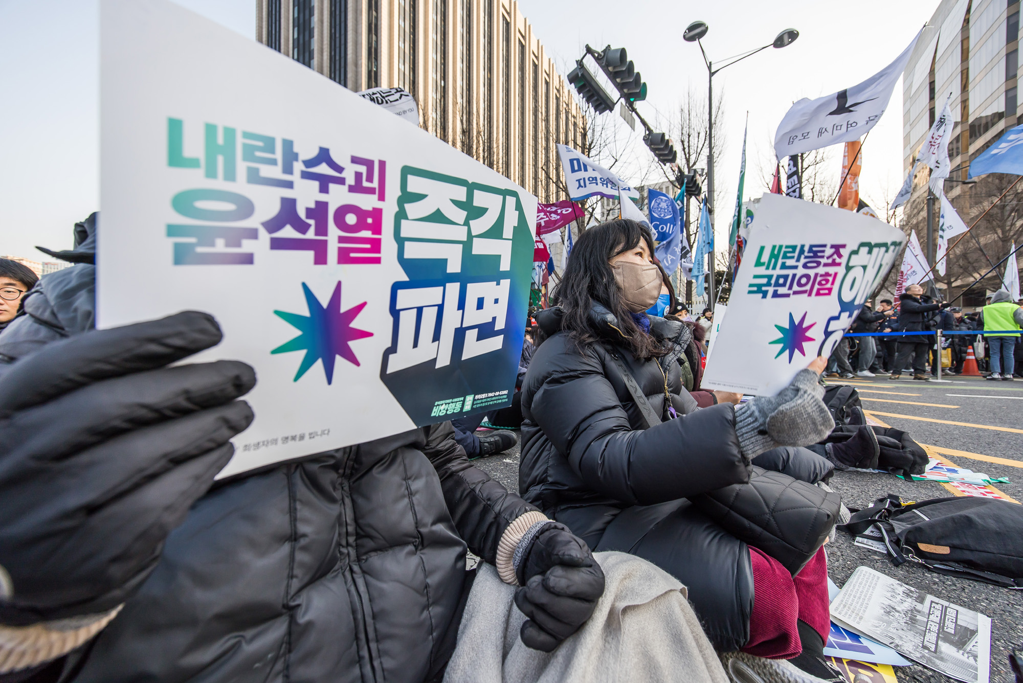 집회;시위;윤석열대통령탄핵촉구집회;윤석열즉각퇴진사회대개혁비상행동;촛불행동;윤대통령탄핵촉구집회;윤석열대통령탄핵찬성집회