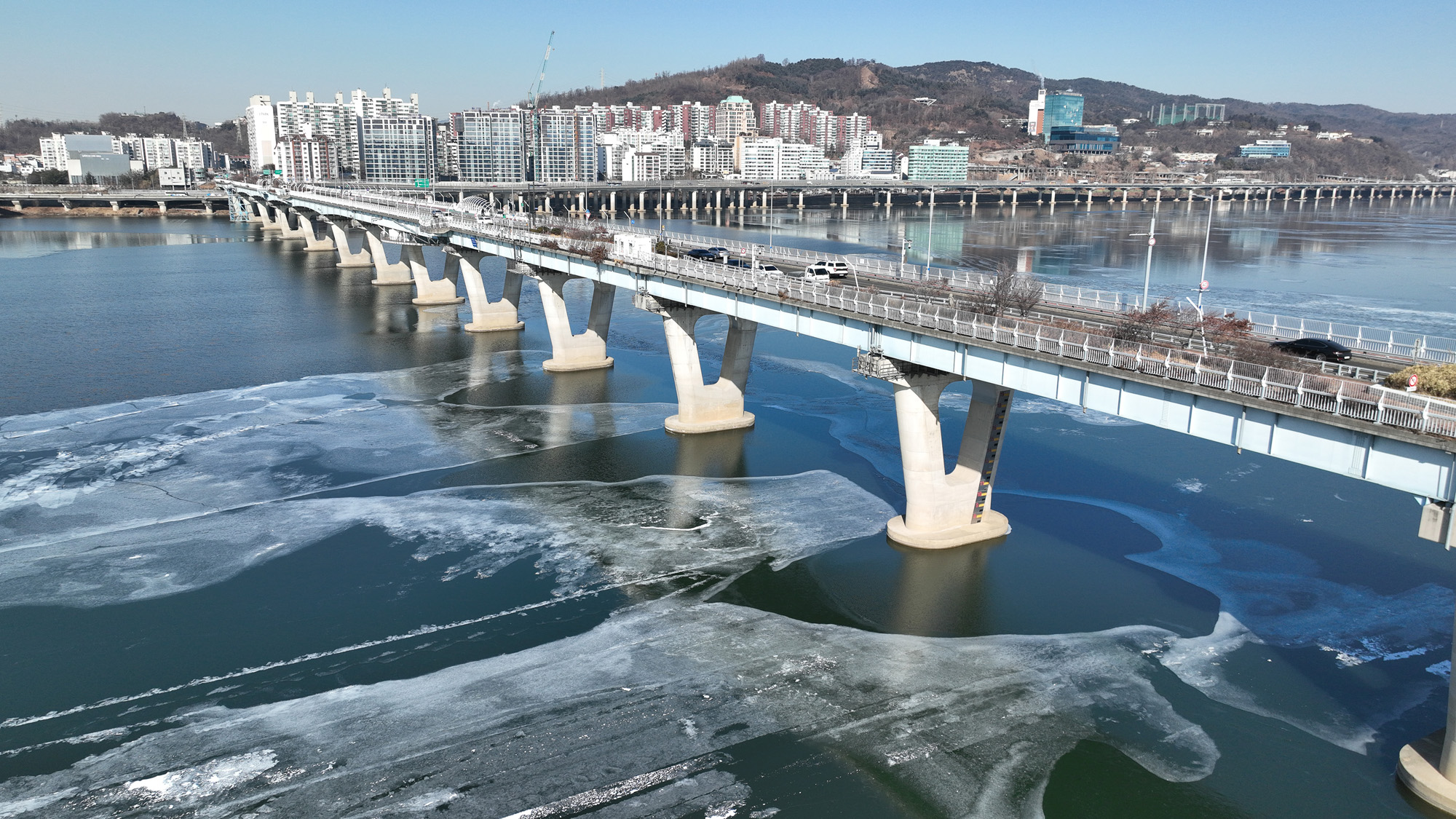 한강결빙 얼음 한파 겨울