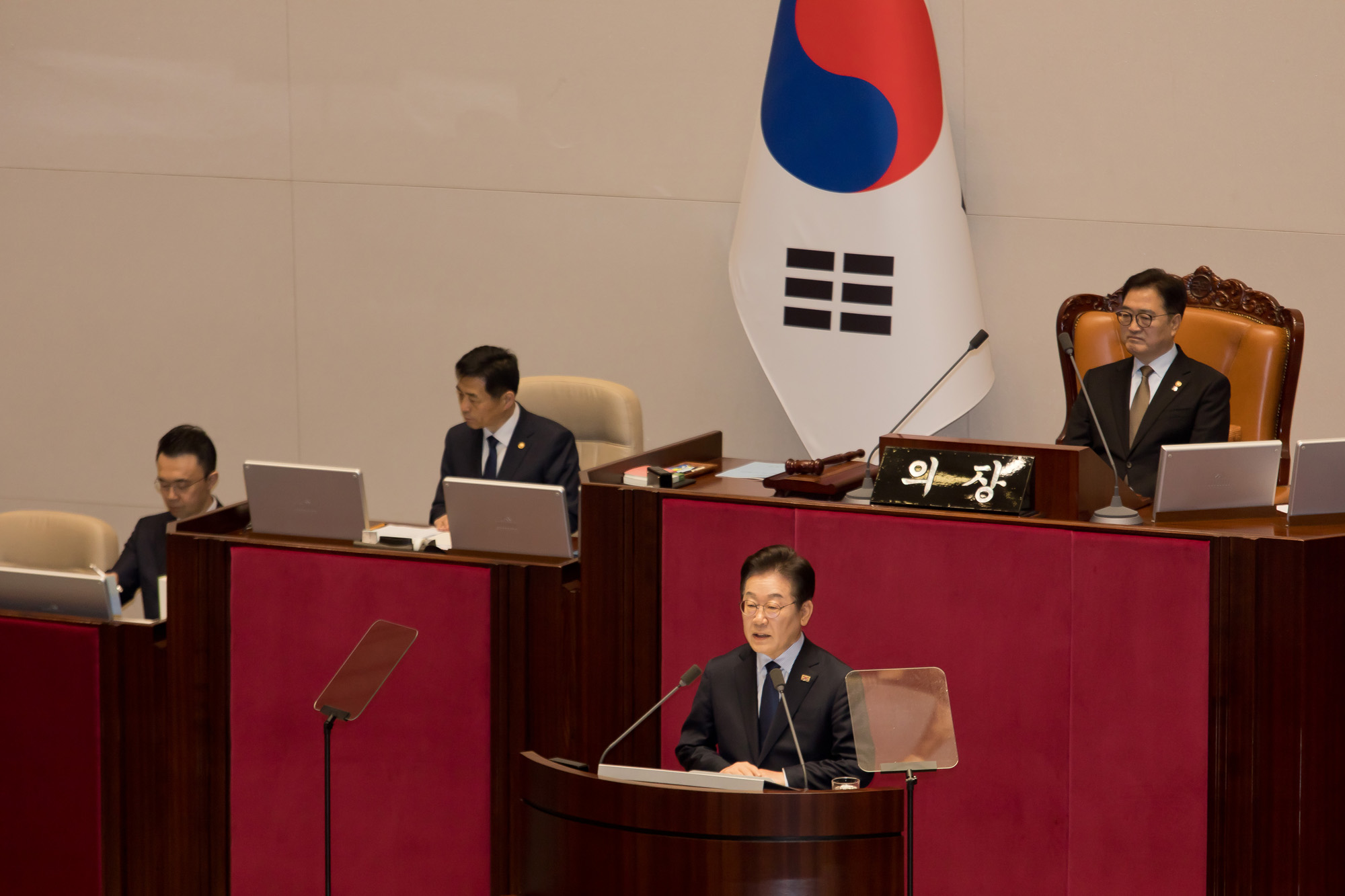 정치;국회;본회의;교섭단체연설