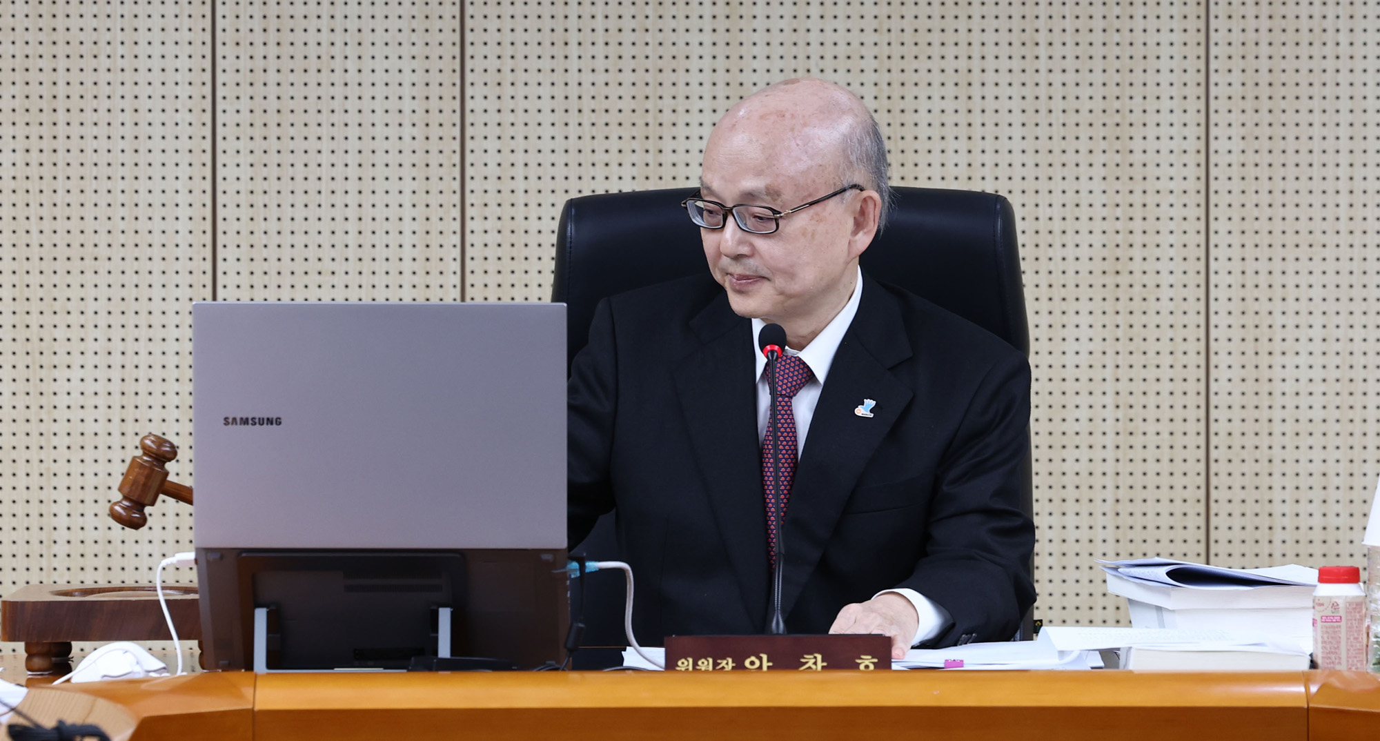 사회;국가인권위원회;인권위;인권위2차전원위원회;윤석열대통령방어권보장;극우단체집회;극우단체인권위난입