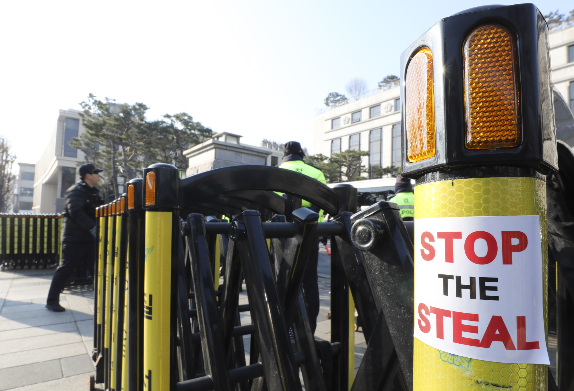 헌법재판소;윤석열탄핵;헌법재판소차벽