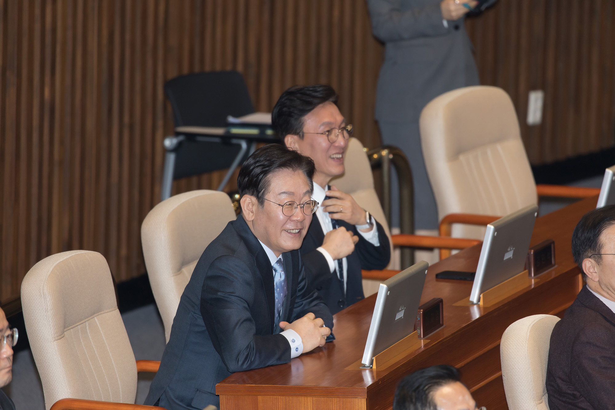 정치;국회;본회의;교섭단체대표연설