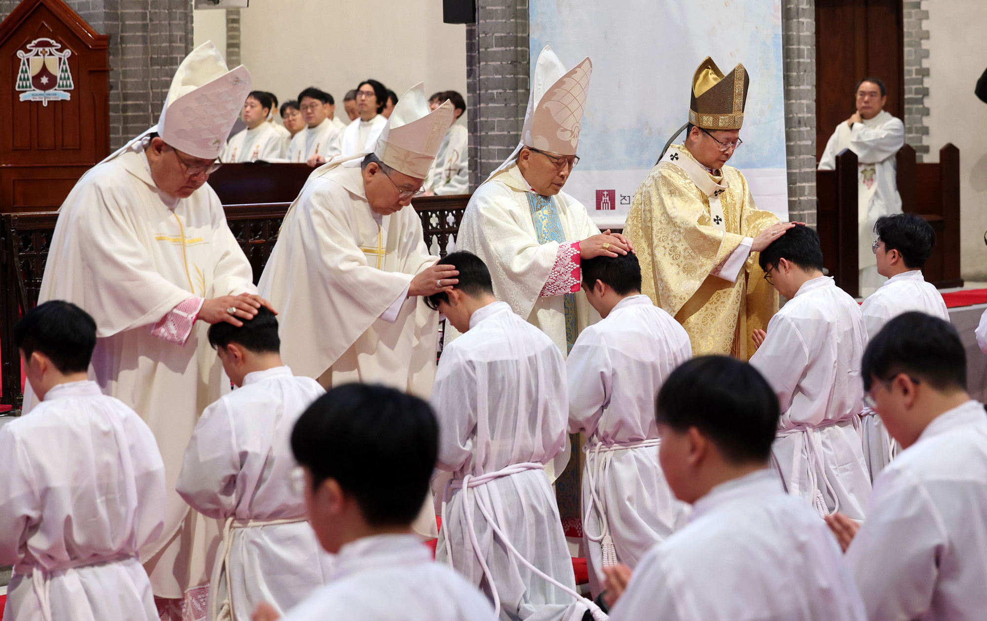 종교;천주교;가톨릭;천주교서울대교구2025년부제서품식;명동성당