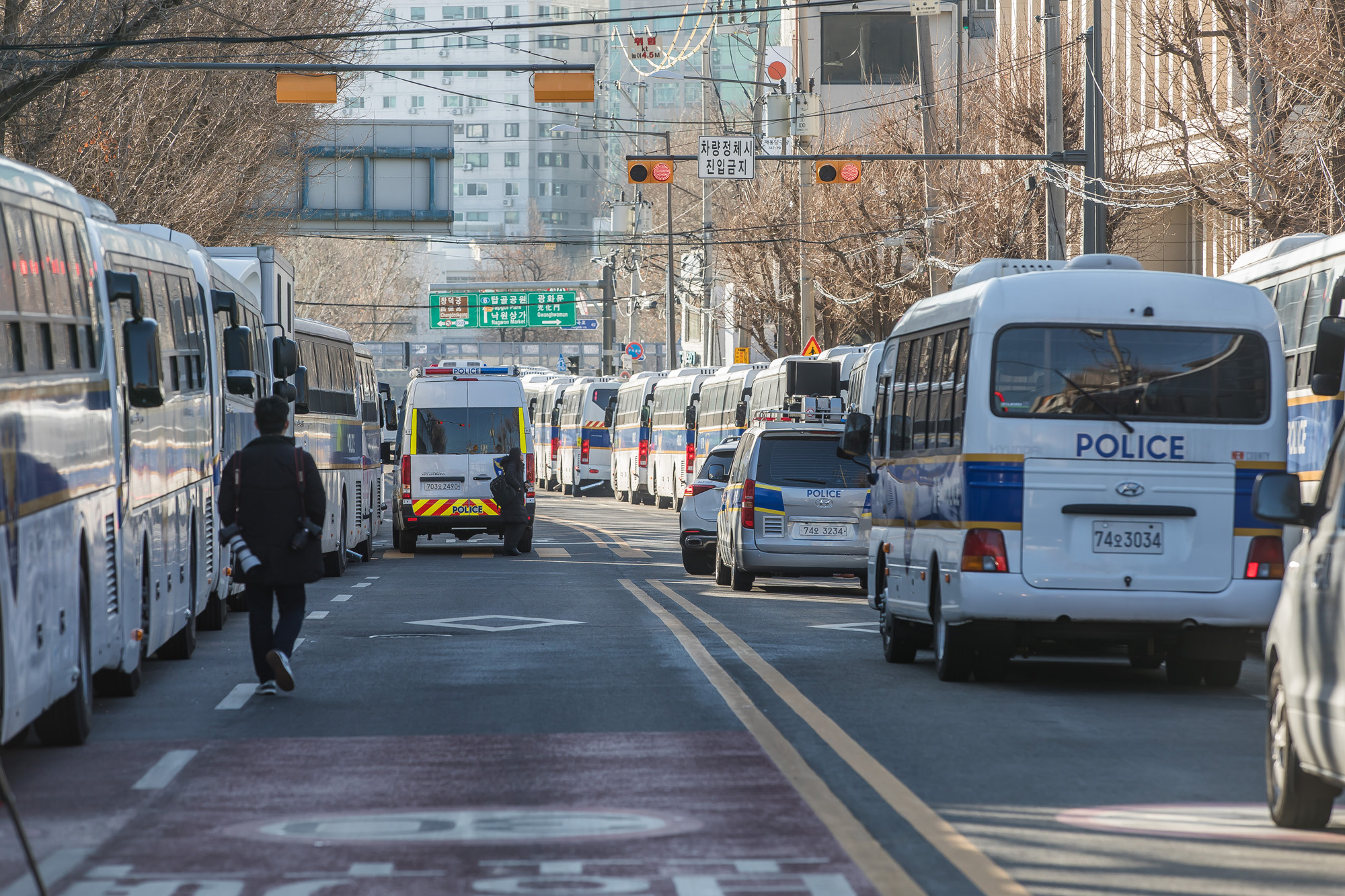 정치;인물;윤석열;윤석열대통령탄핵심판8차변론기일;헌법재판소;헌재주변스케치;헌법재판소인근스케치