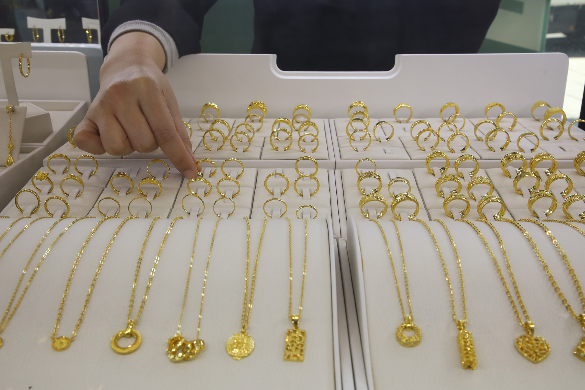 금 거래소 돌반지 종로