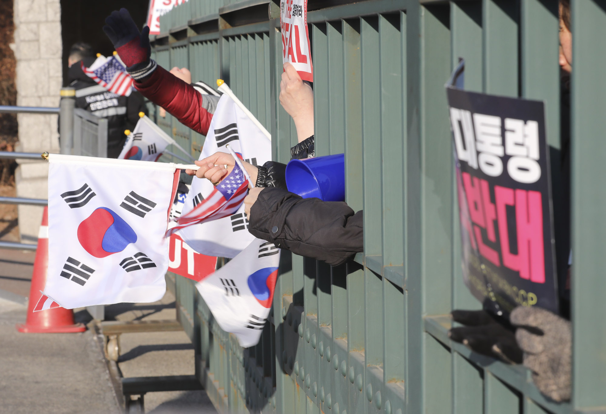 고려대집회;윤석열탄핵집회;윤석열탄핵반대집회;윤석열찬성반대집회;고려대윤석열;고려대탄핵