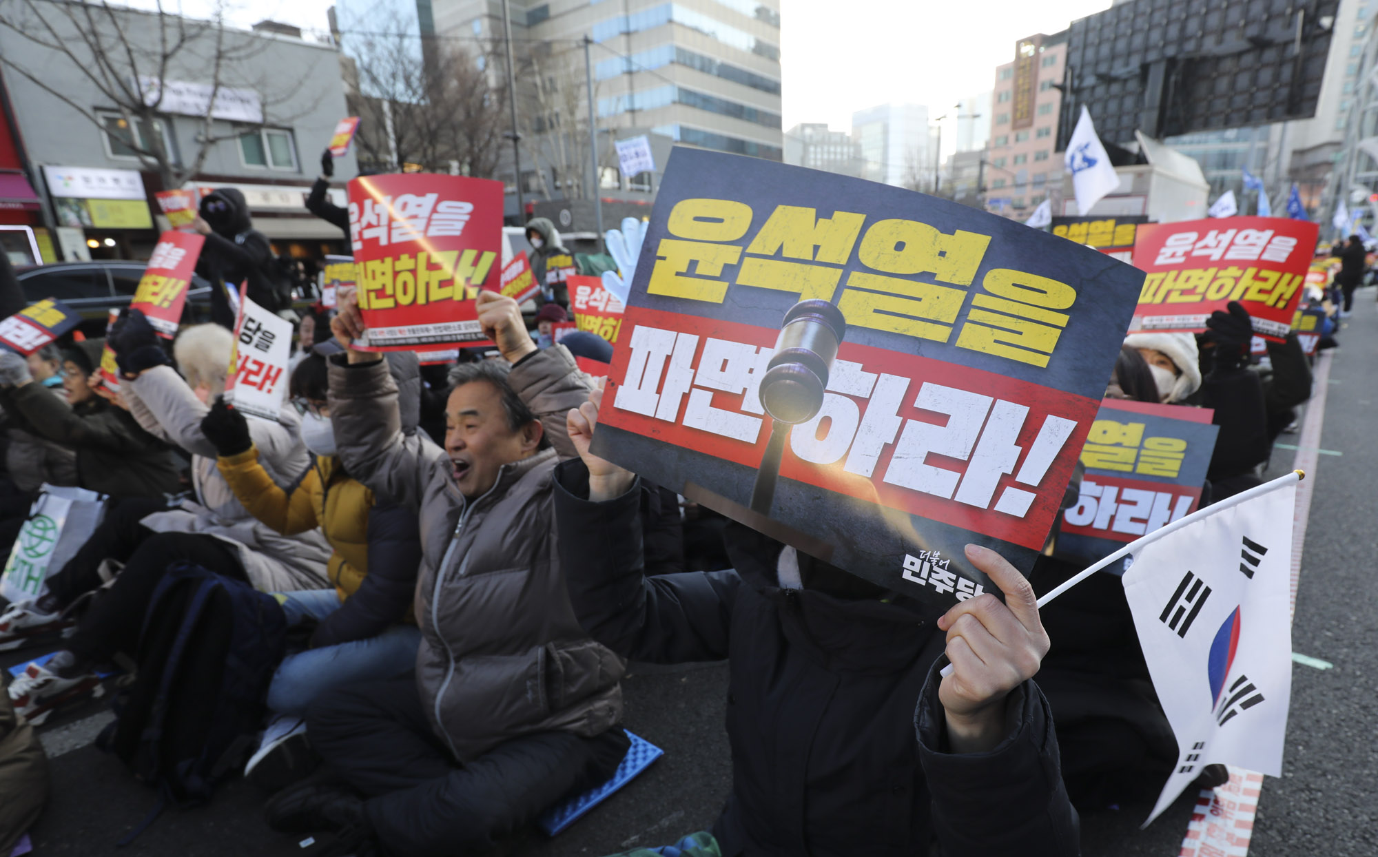 윤석열파면촉구범국민대회;민주당윤석열집회;더불어민주단범국민대회;탄핵집회;윤석열탄핵집회;안국역집회