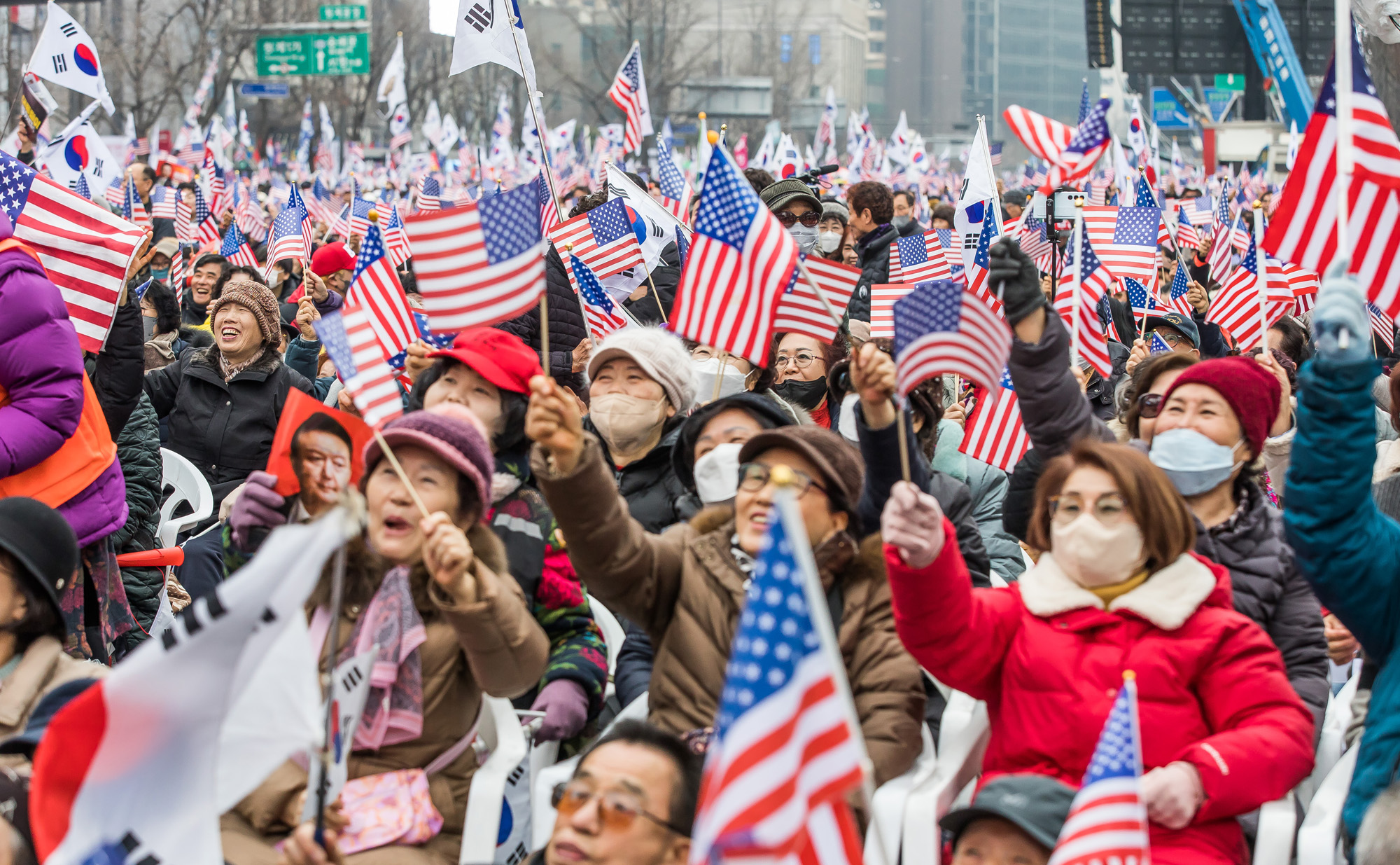 사회;집회;시위;3.1절;윤석열탄핵반대집회;자유통일당;대한민국바로세우기운동본부;극우단체;사기탄핵반대집회;광화문국민대회