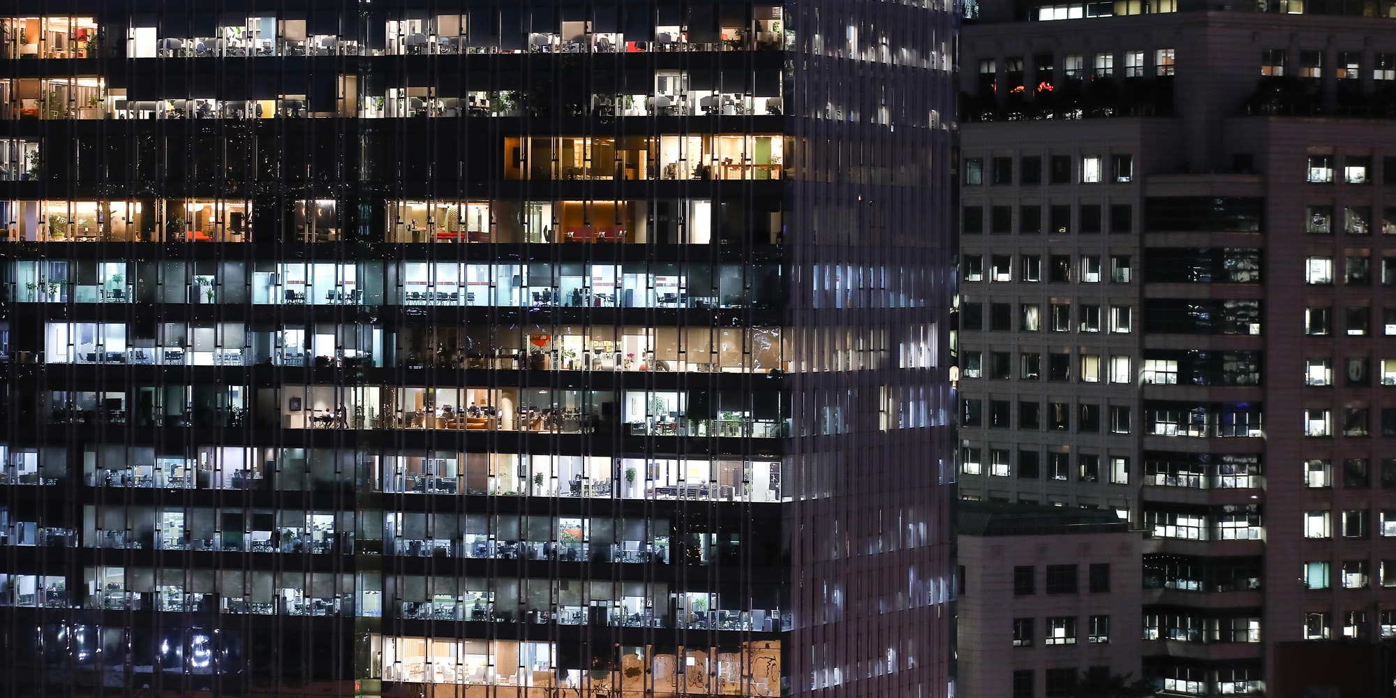 빌딩사무실 야근 야경