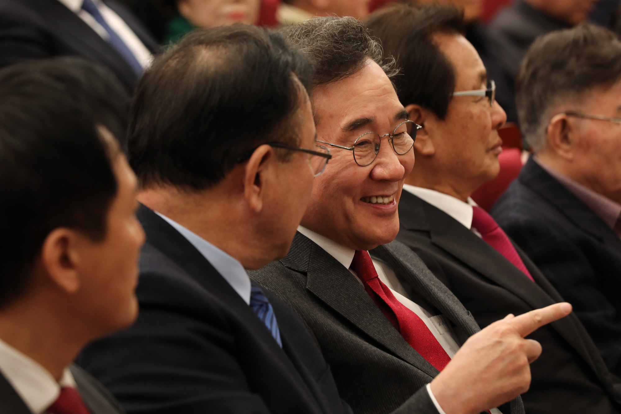 정치;국회;개헌토론회;헌정회;민주화추진협의회;이낙연;김부겸