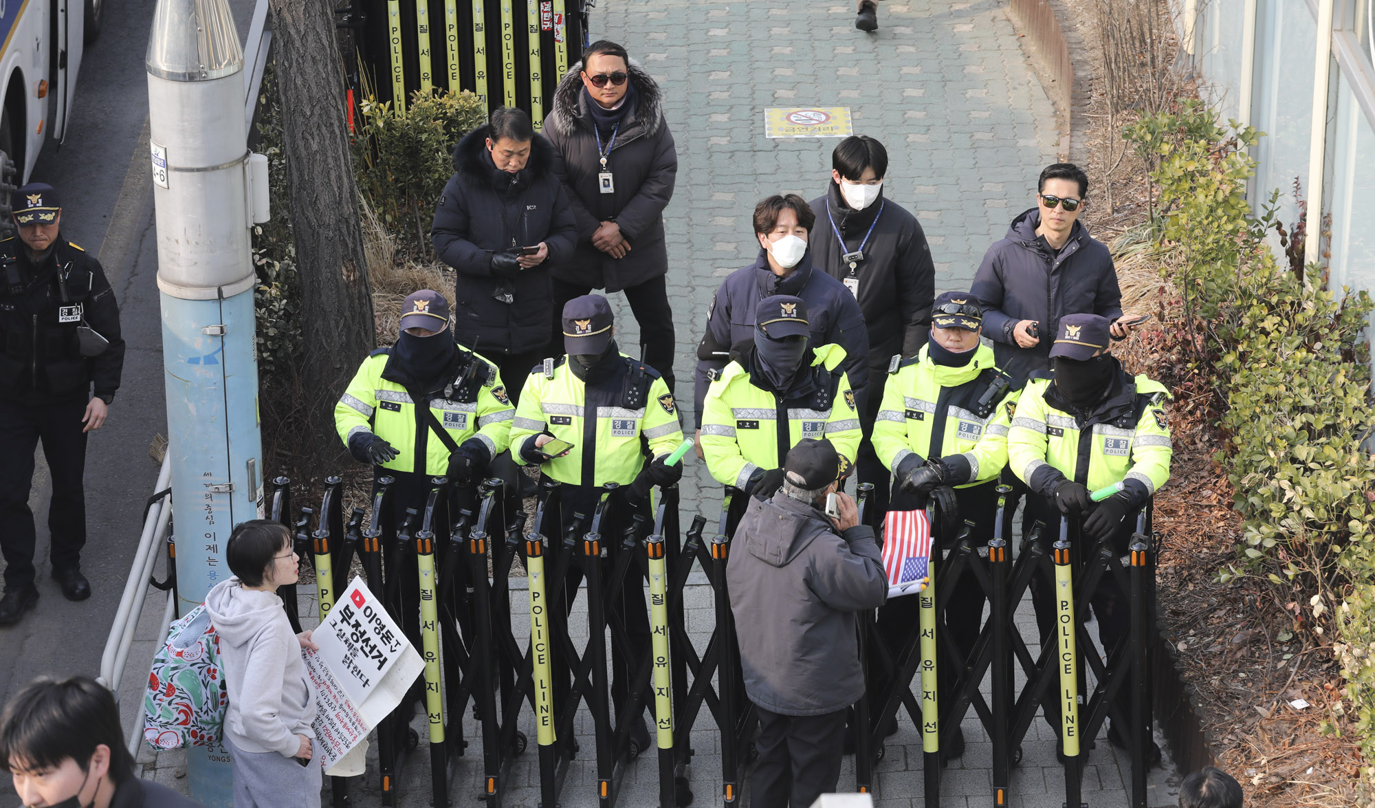 윤석열;윤석열석방;윤석열구속취소;윤석열관저;윤석열한남동;윤석열사저