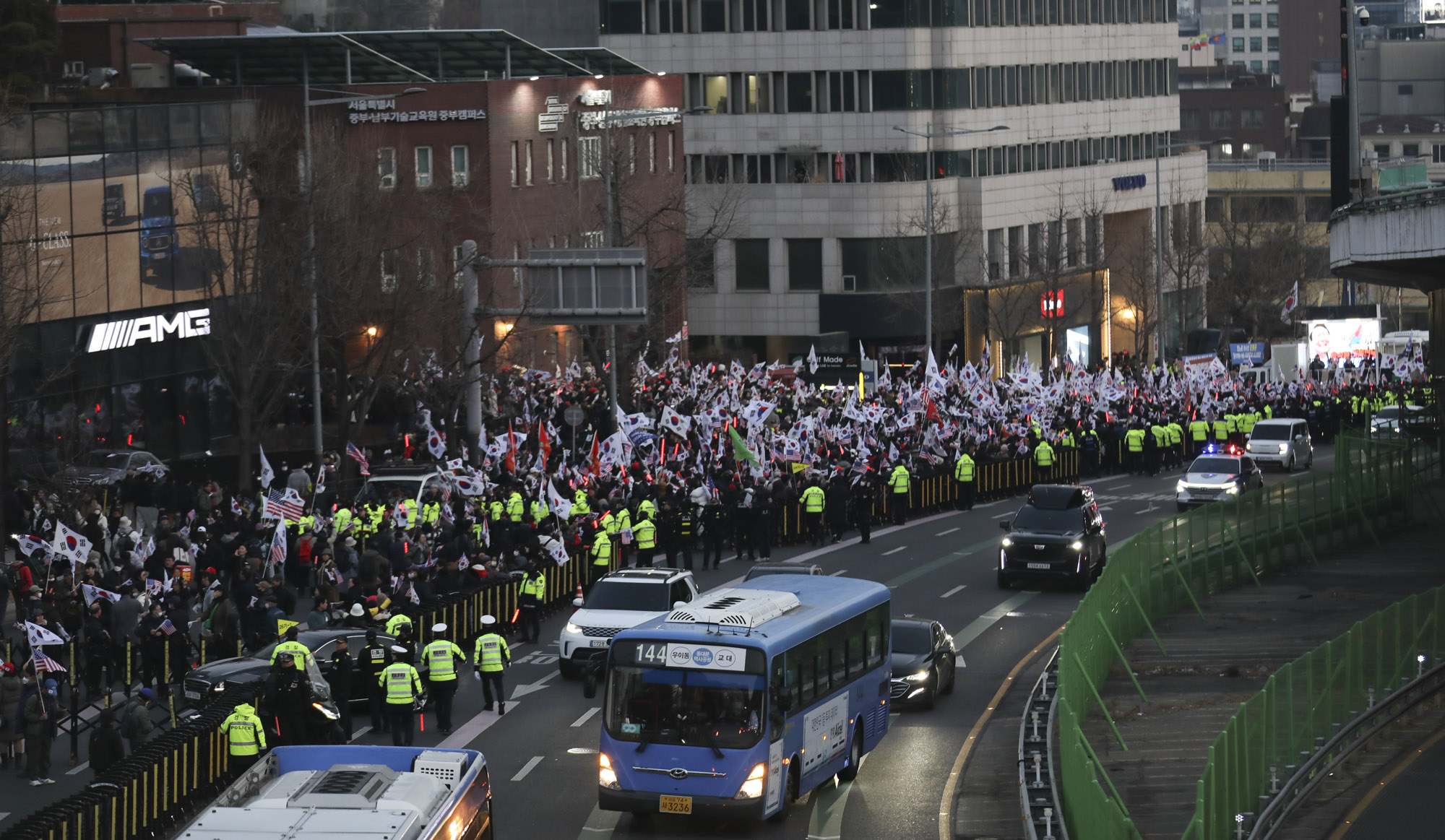 한남동관저;윤석열지지자;탄핵반대;대통령관저