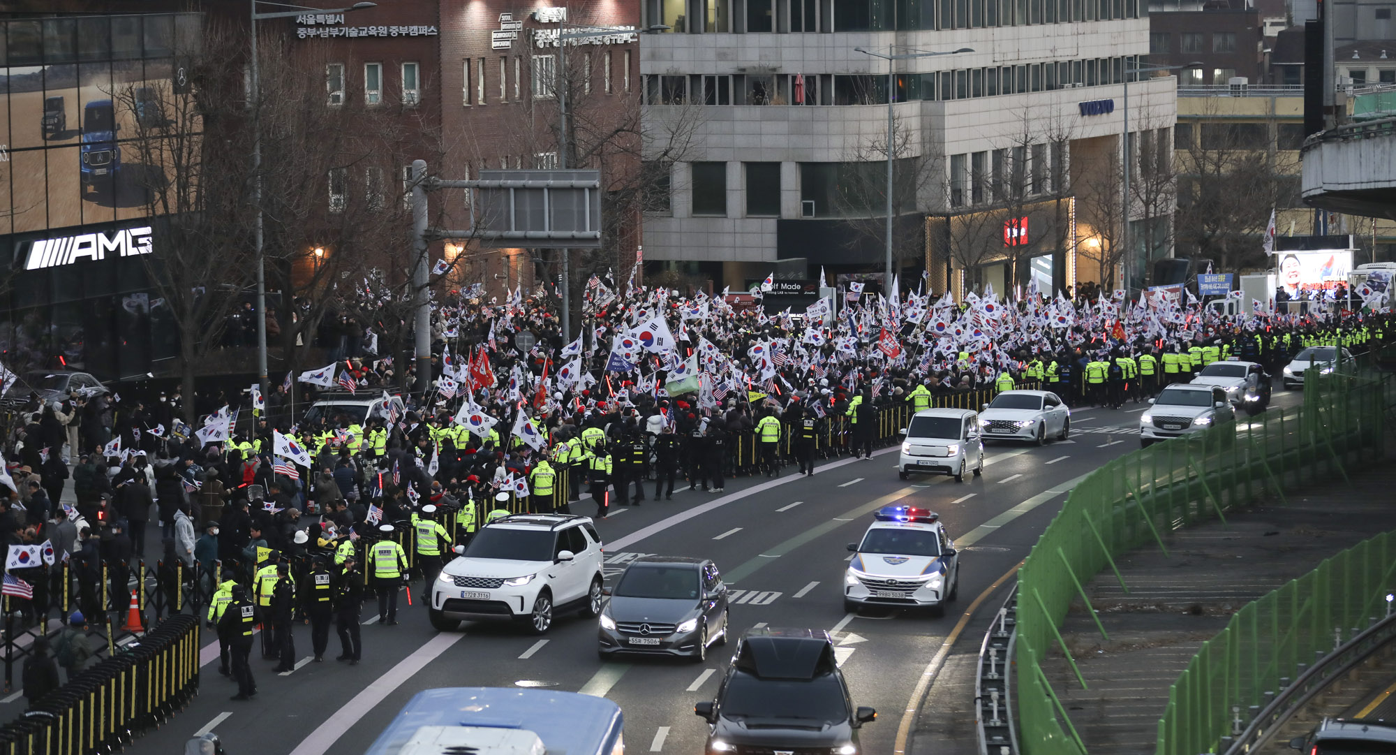 한남동관저;윤석열지지자;탄핵반대;대통령관저